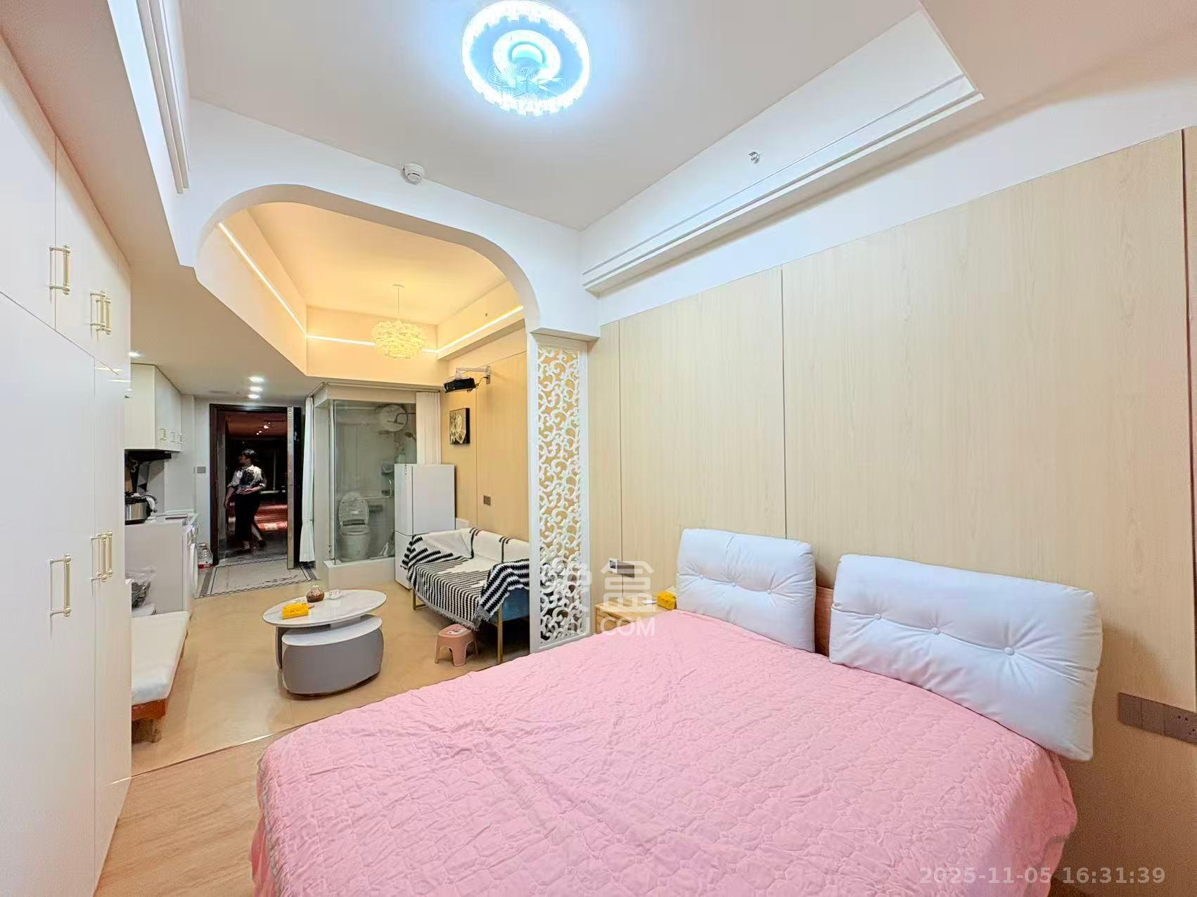 恒大誉府（融誉商业中心）  1室0厅1卫    1700.0元/月室内图