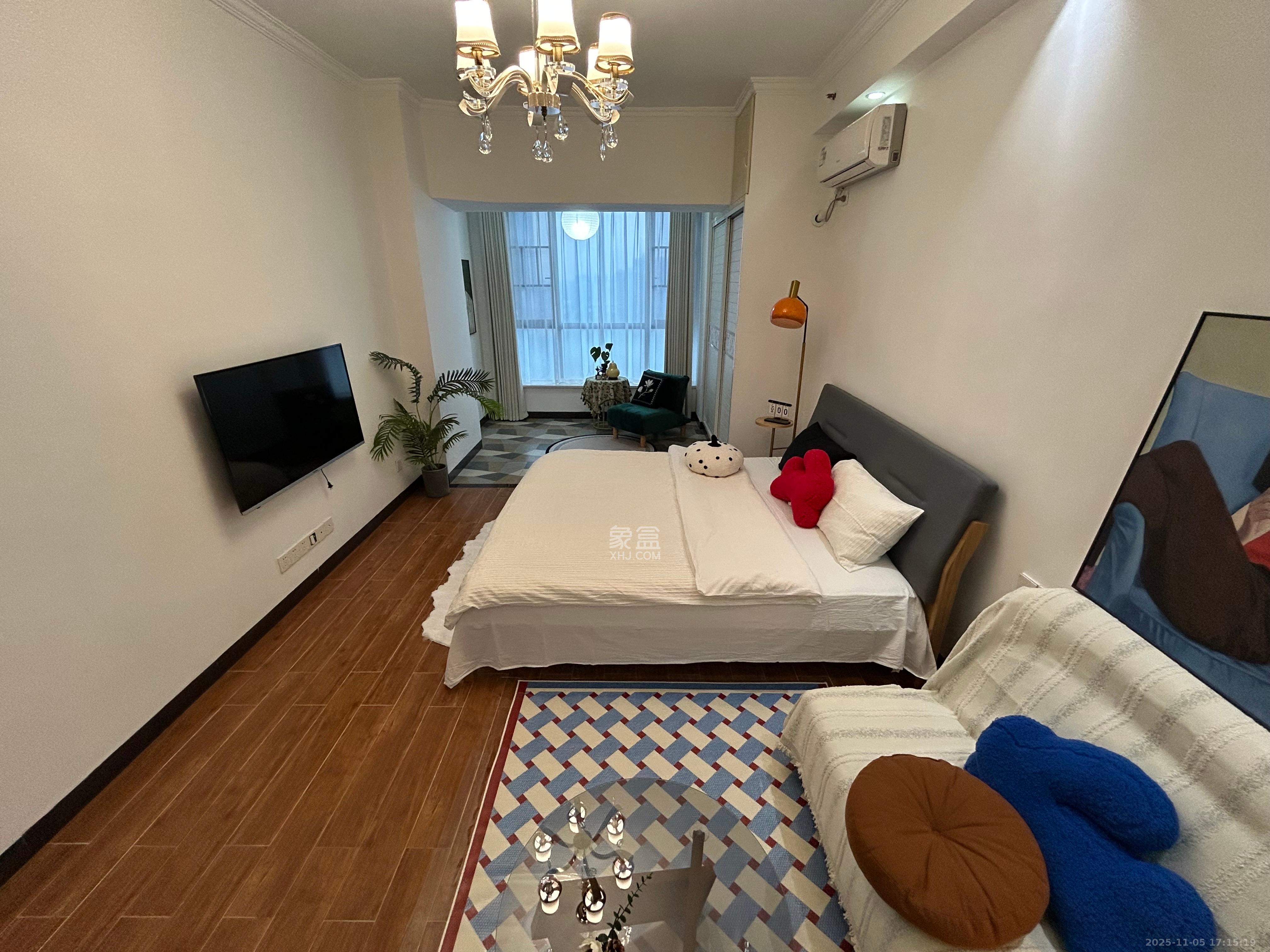 梅溪国际公寓（步步高新天地）  1室1厅1卫    2000.0元/月室内图