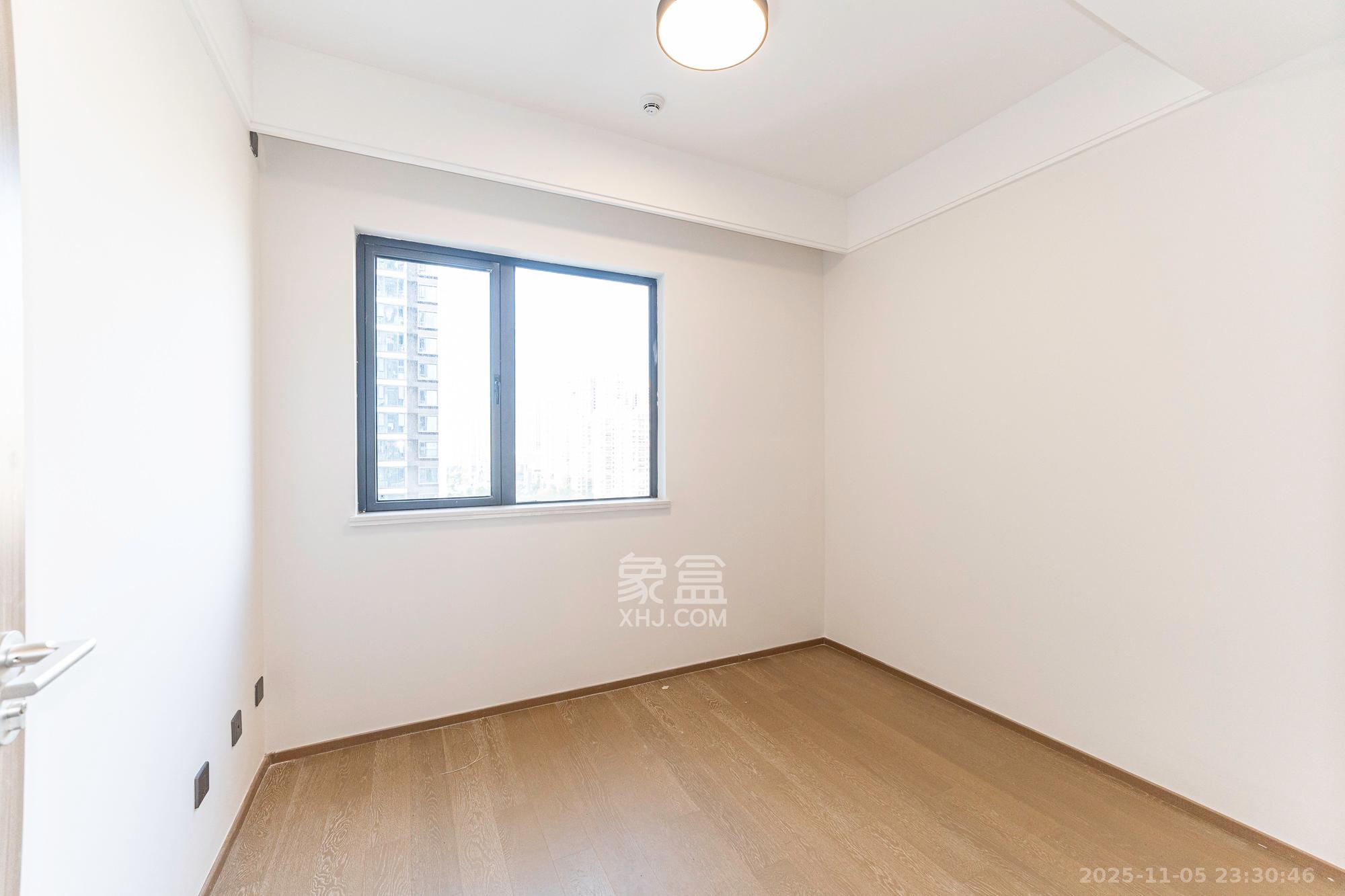 三一云谷 3室2厅2卫 120.0万 三一云谷 3室2厅2卫 120.0万卧室