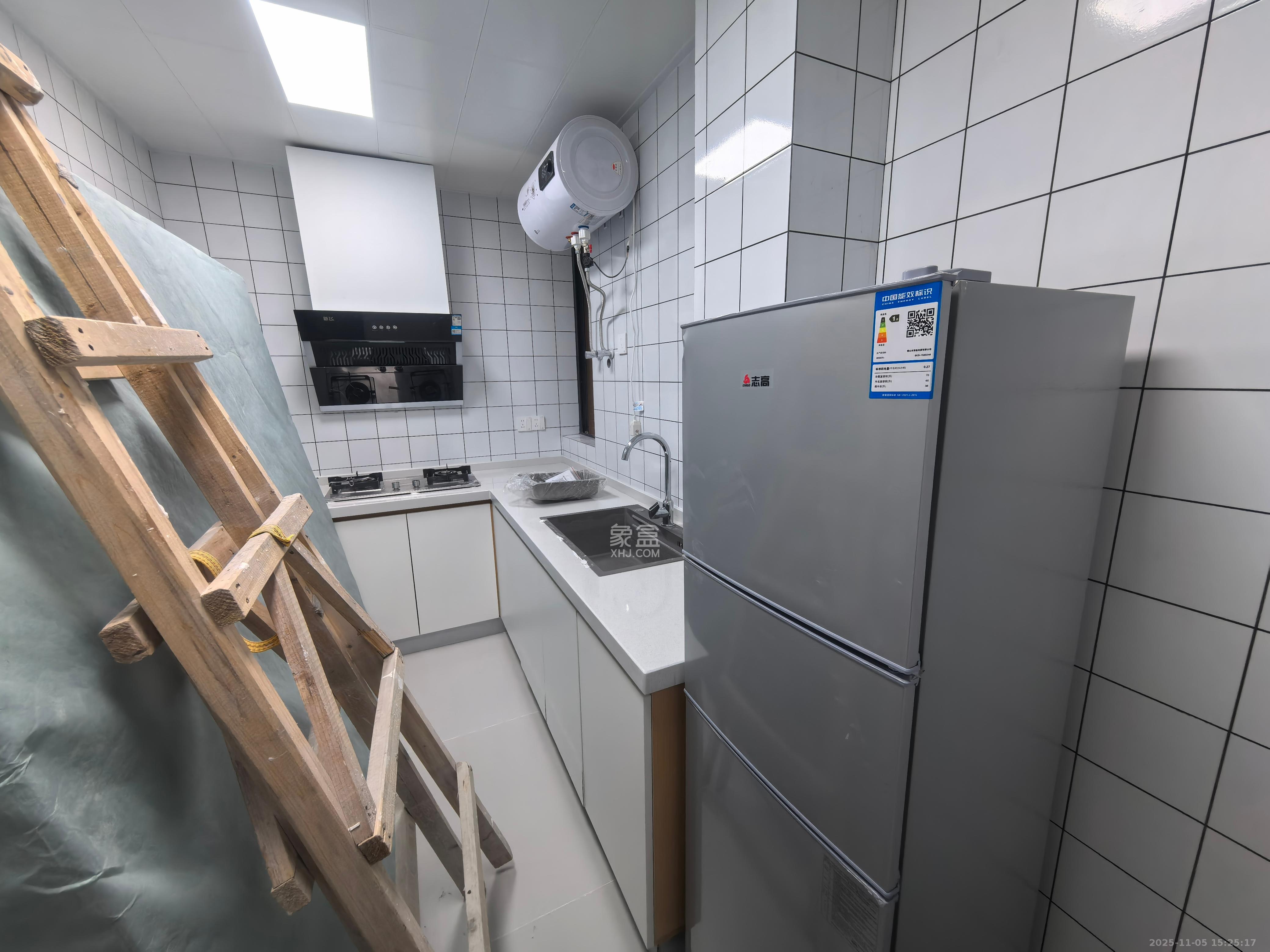 邦盛水岸御园  2室1厅1卫    1800.0元/月室内图