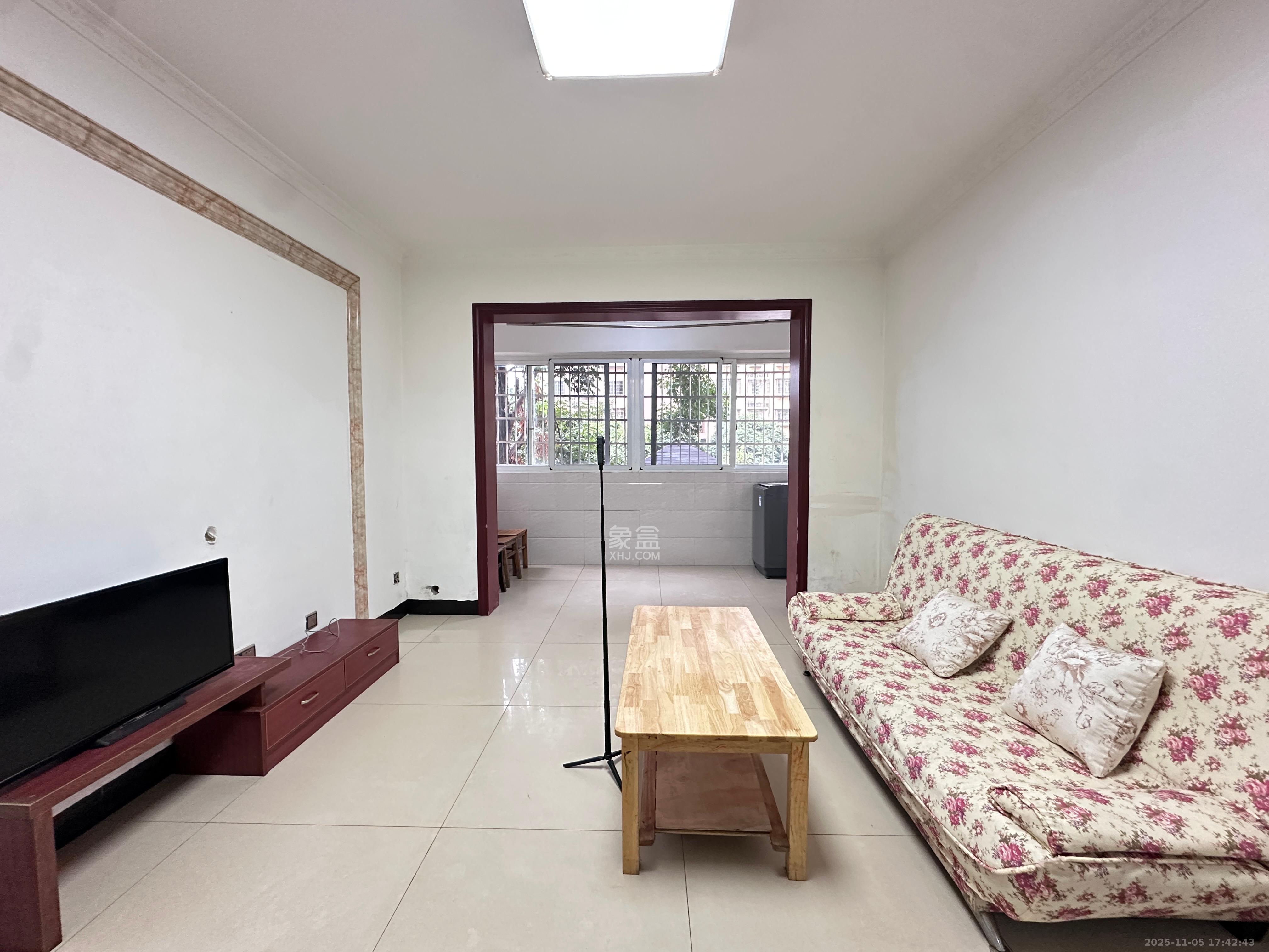 星城新宇黎锦苑 2室2厅1卫 1700.0元/月 星城新宇黎锦苑 2室2厅1卫 1700.0元/月室内图