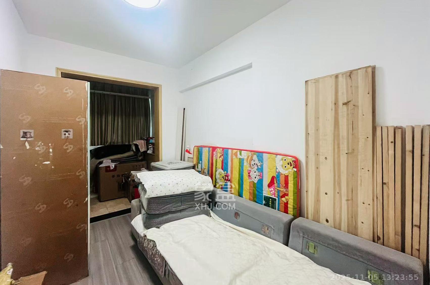 格林星城  4室2厅2卫    148.0万其他