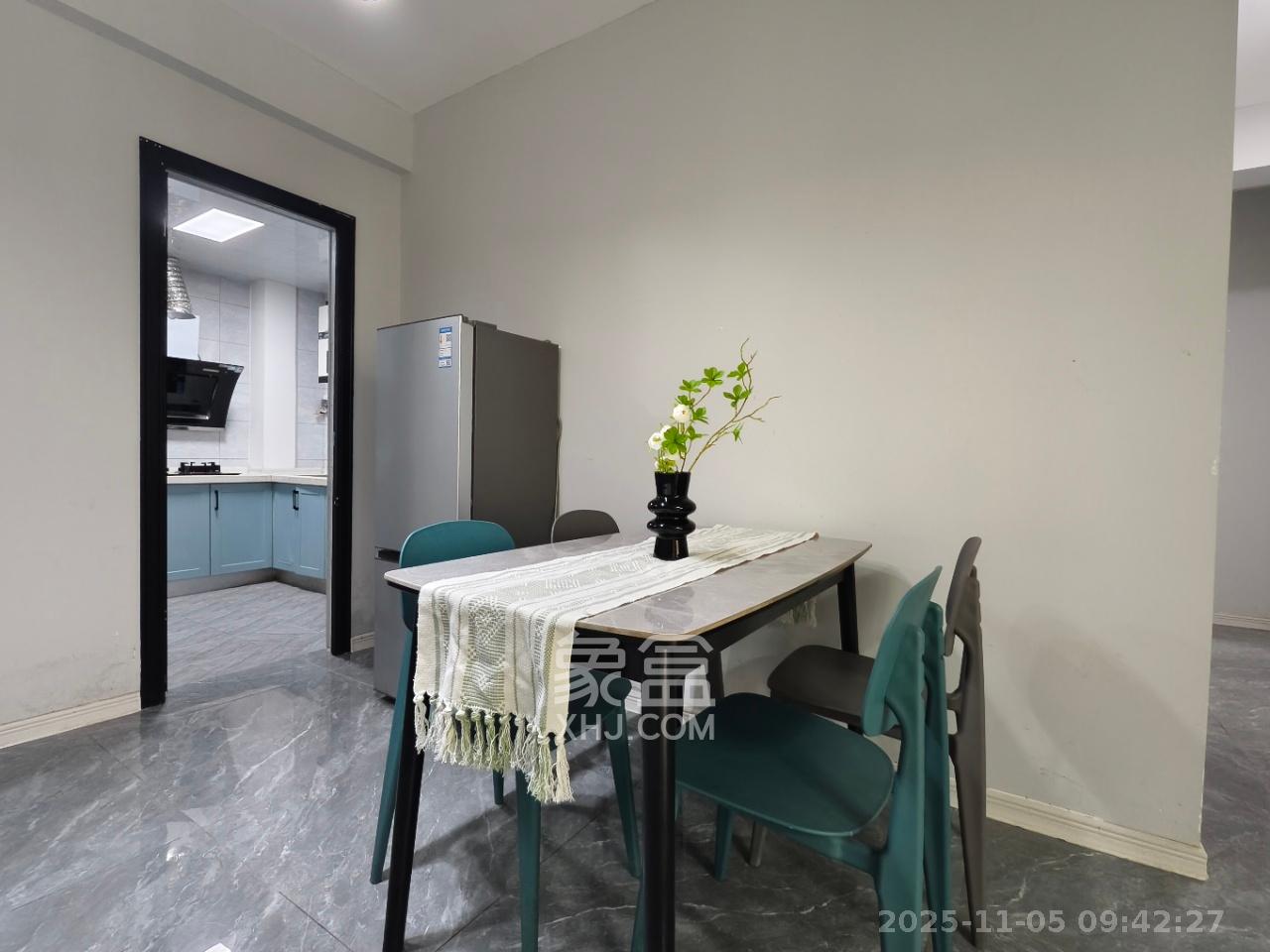 克拉美丽山庄（晟领国际）  3室1厅2卫    2500.0元/月室内图