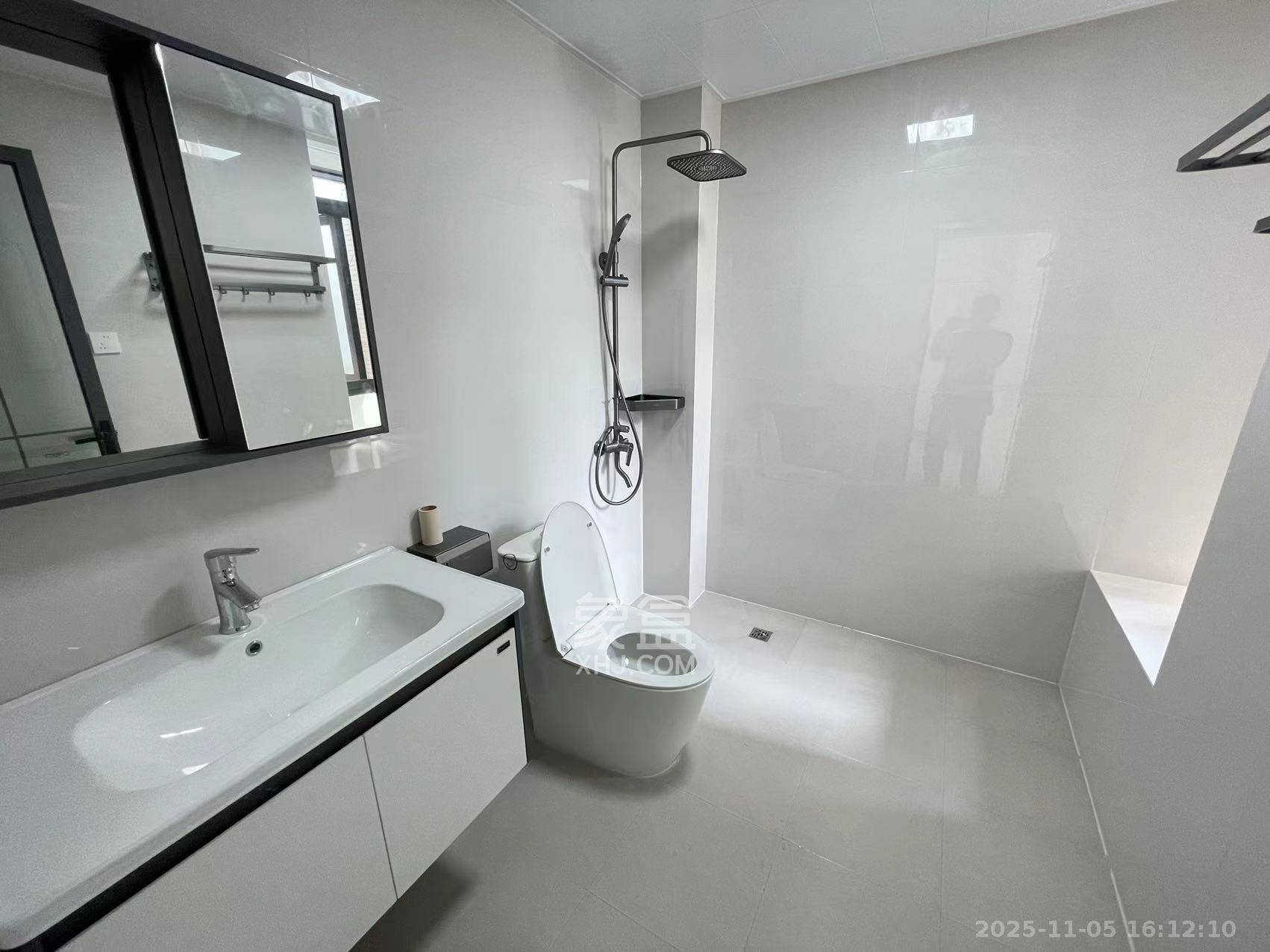 望兴景园一期  3室2厅1卫    3600.0元/月室内图