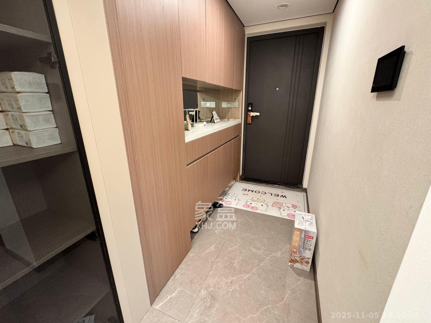 中海麓山境南区  4室2厅2卫    3500.0元/月室内图