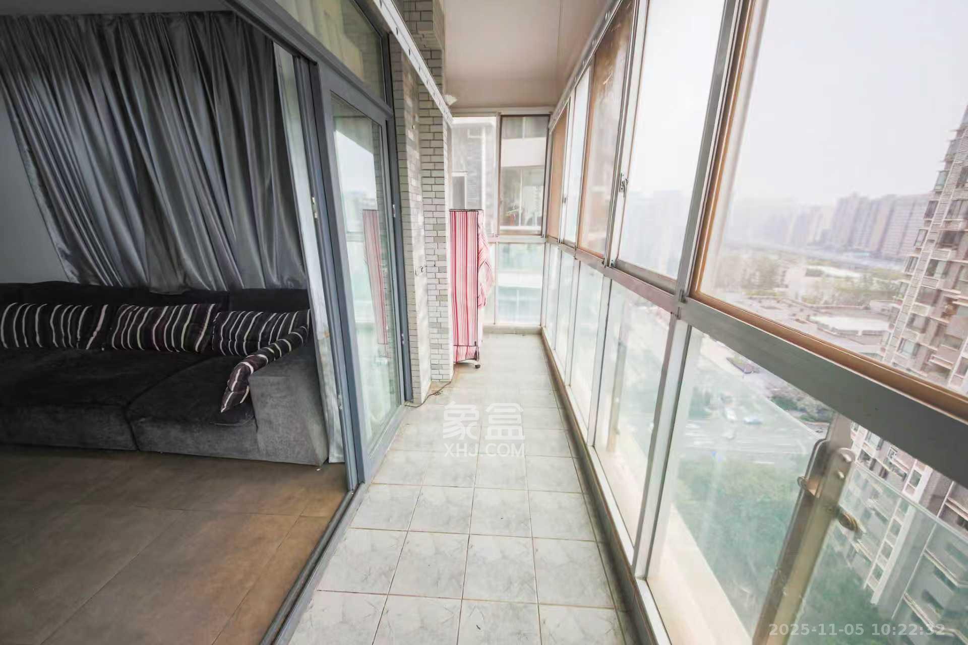 梦网景园  1室2厅2卫    3200.0元/月室内图