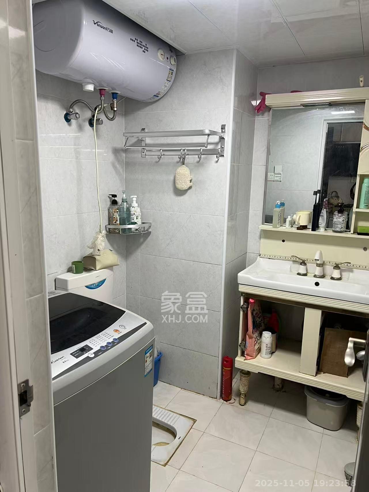 英郡年华 1室1厅1卫 1500.0元/月 英郡年华 1室1厅1卫 1500.0元/月室内图