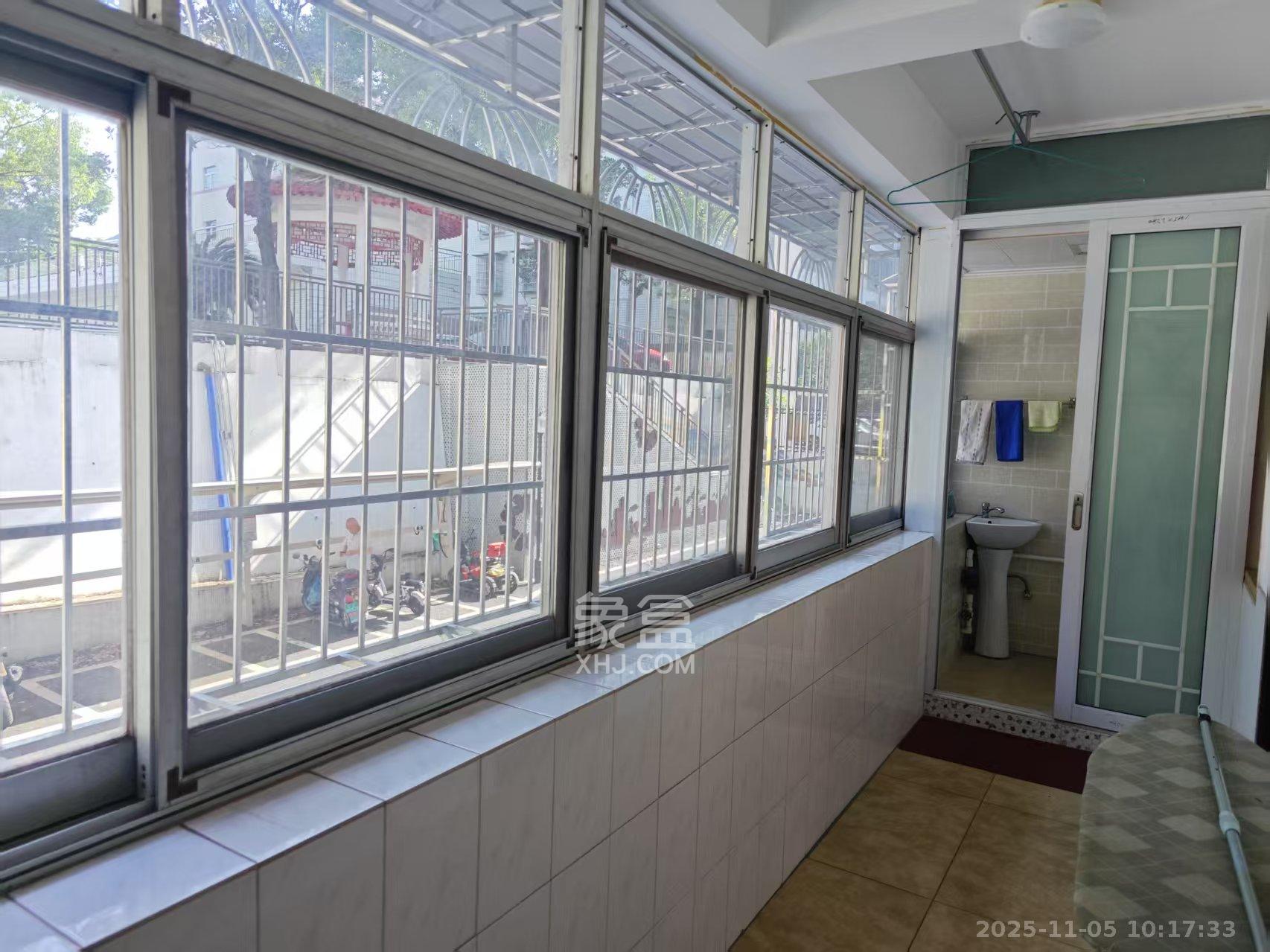 长沙县公安局单位房 1室2厅1卫 1500.0元/月 长沙县公安局单位房 1室2厅1卫 1500.0元/月室内图