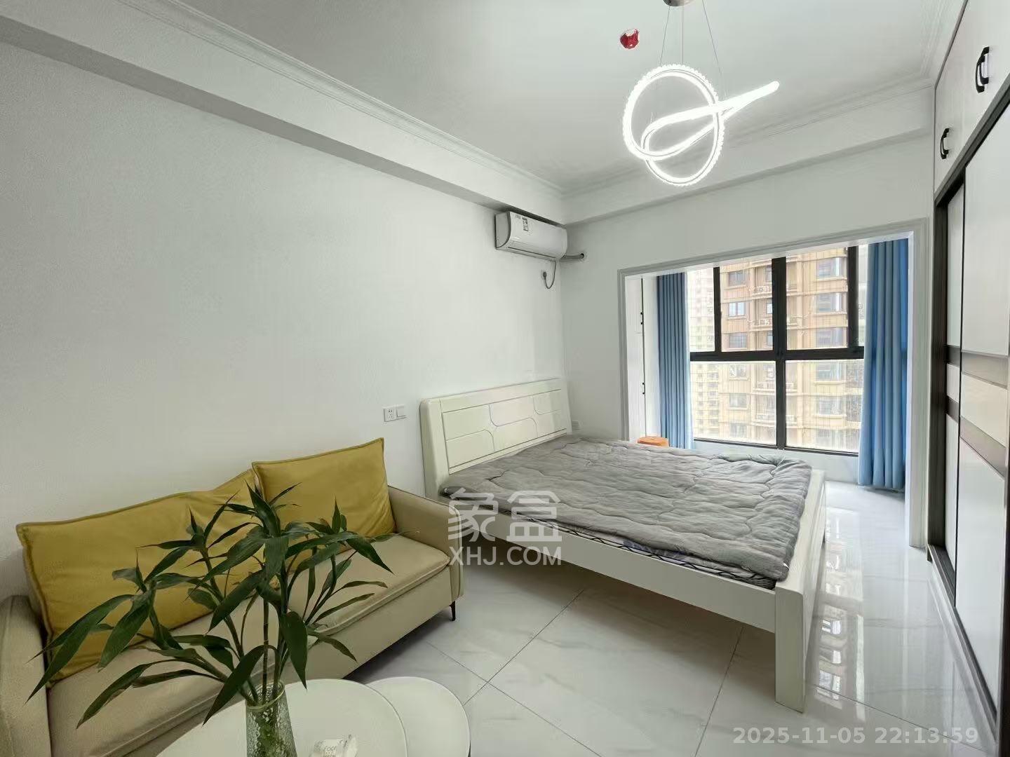 嘉雨兴园  1室1厅1卫    1800.0元/月