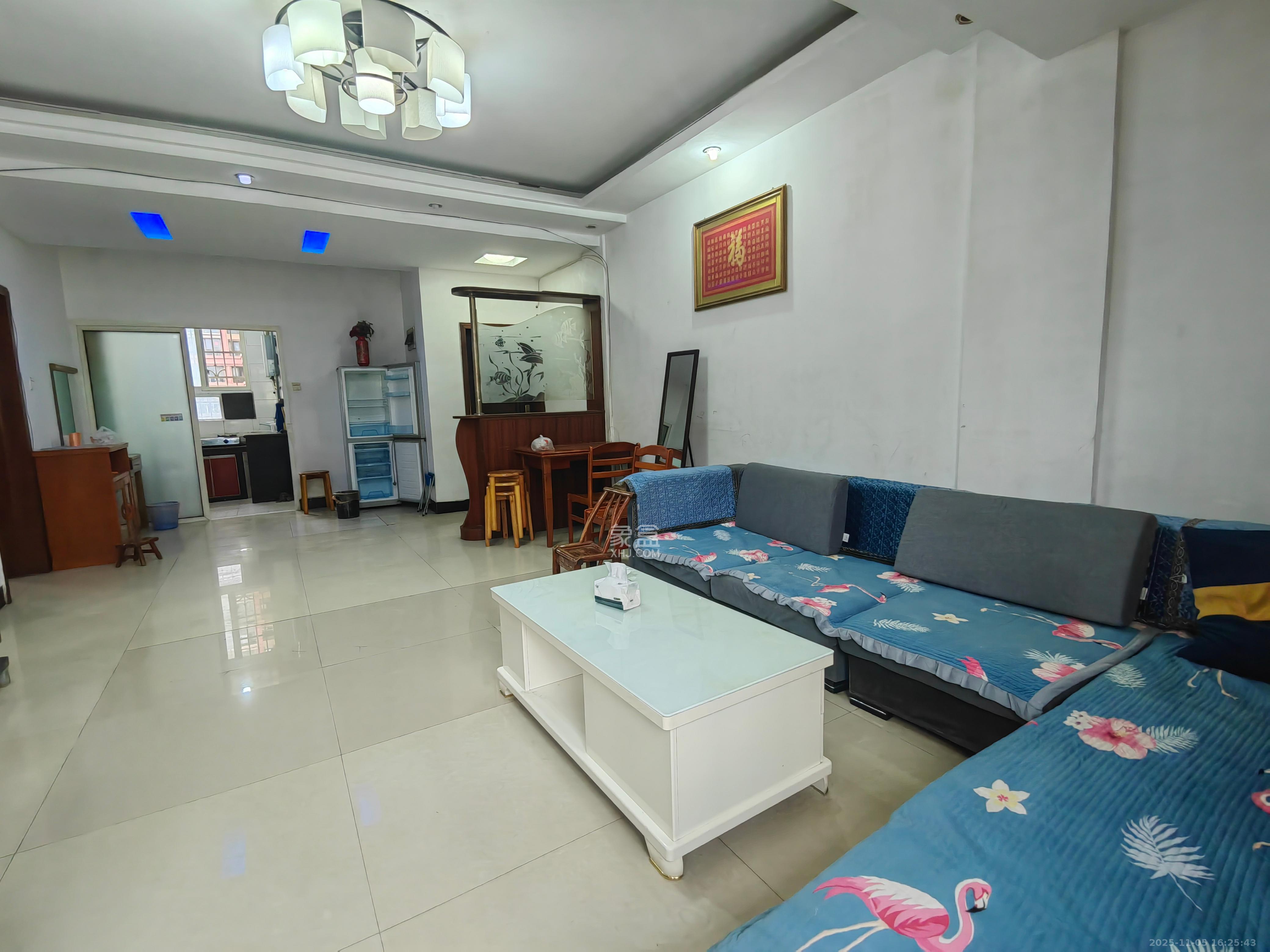 高桥新二号小区 2室1厅1卫 3500.0元/月 高桥新二号小区 2室1厅1卫 3500.0元/月室内图