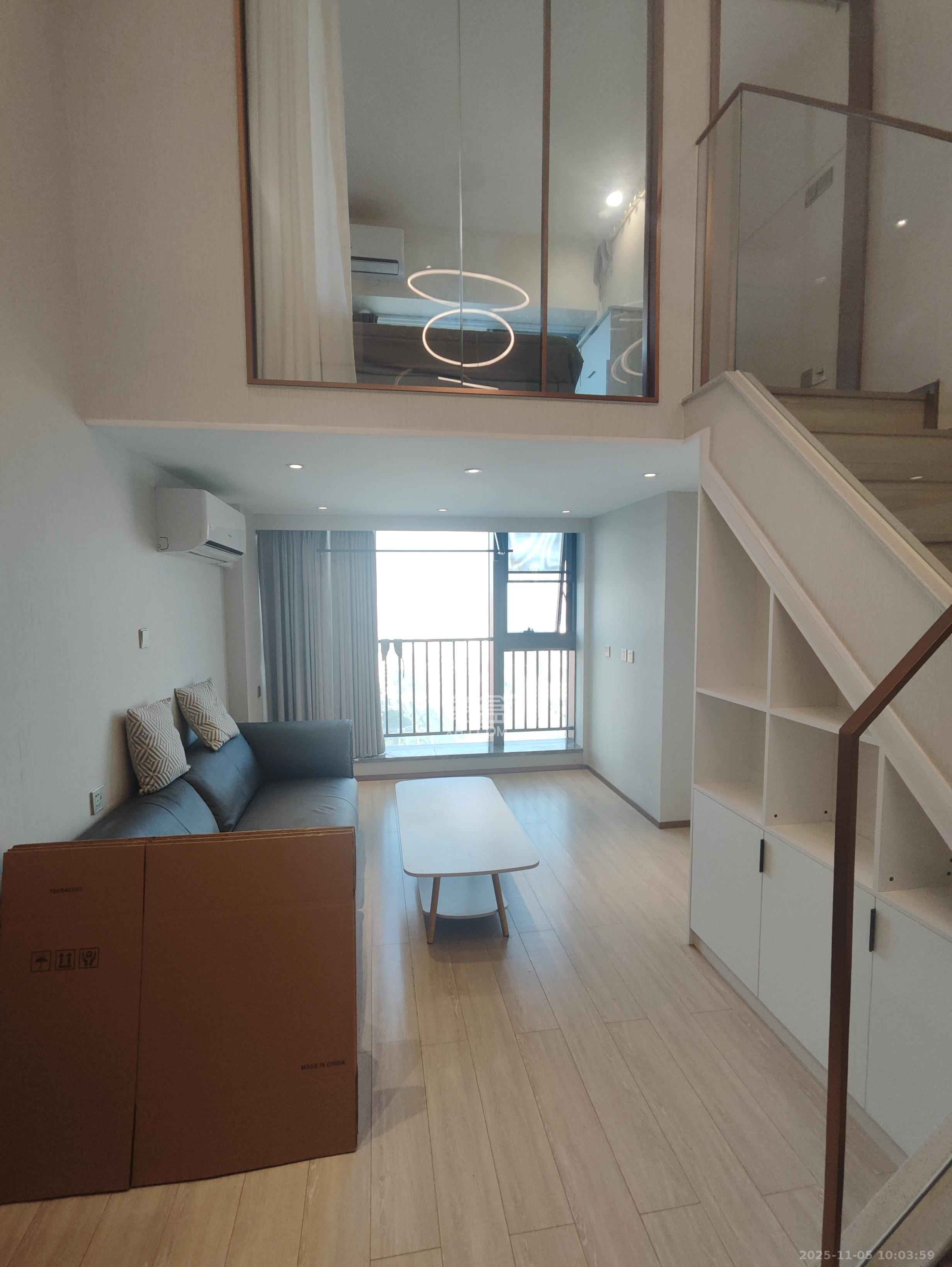 华远华时代  1室0厅0卫    2700.0元/月