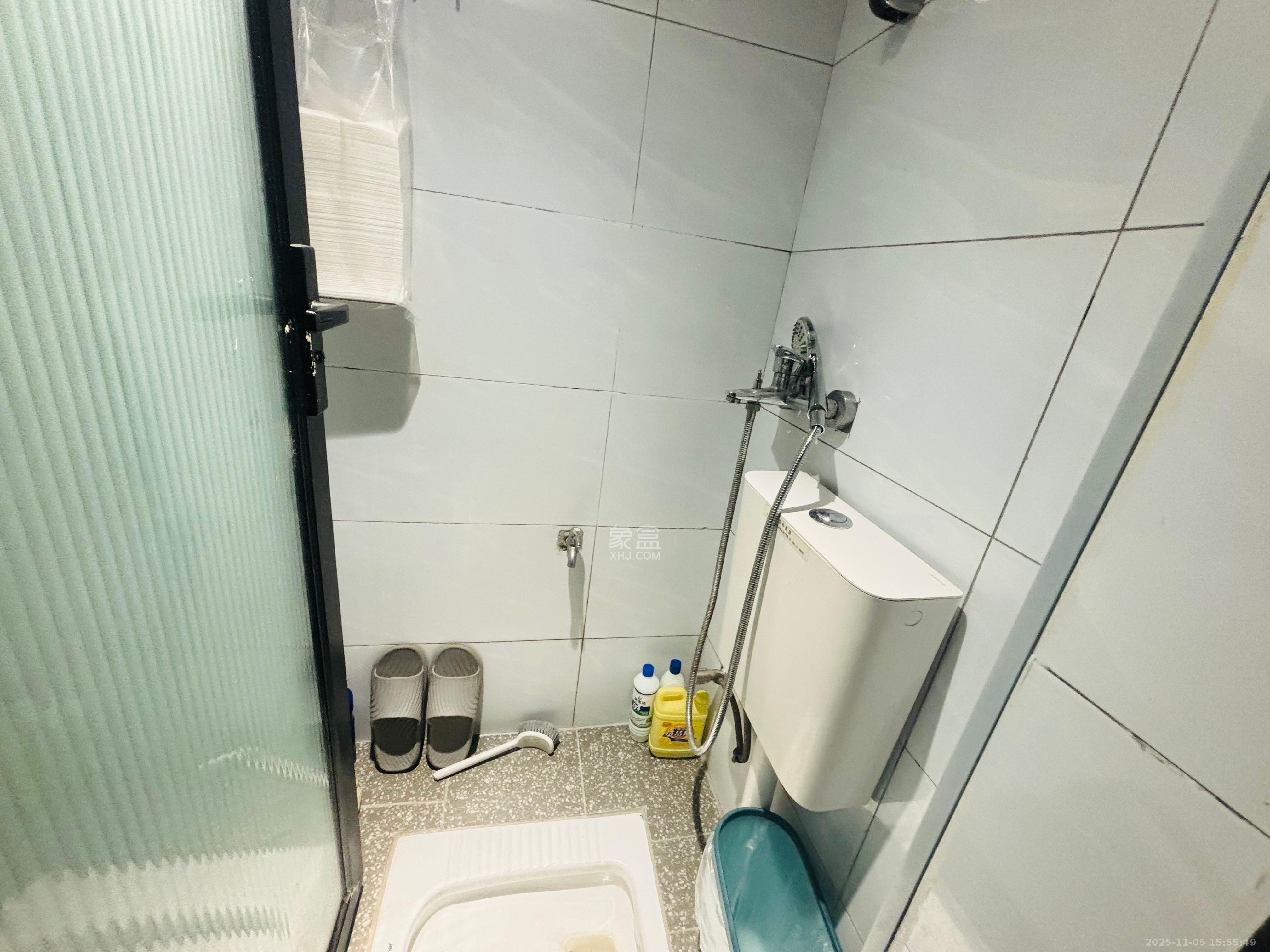 王府井公寓(福源公寓) 4室1厅1卫 6000.0元/月 王府井公寓(福源公寓) 4室1厅1卫 6000.0元/月室内图