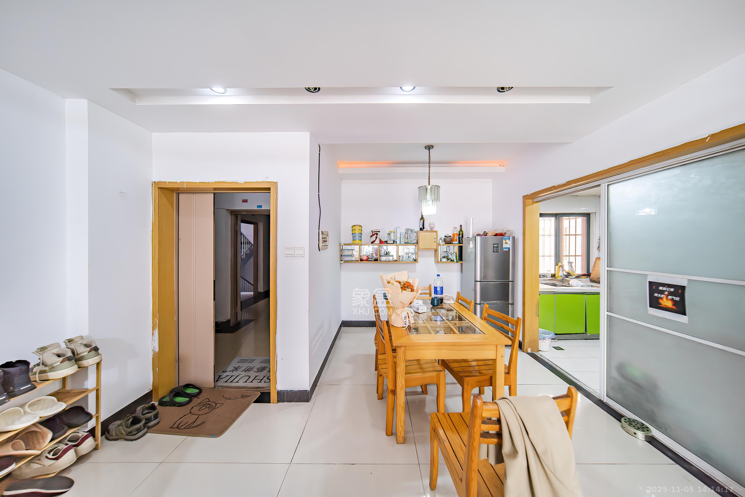 佳阳悦景馨都  2室1厅1卫    65.0万其他