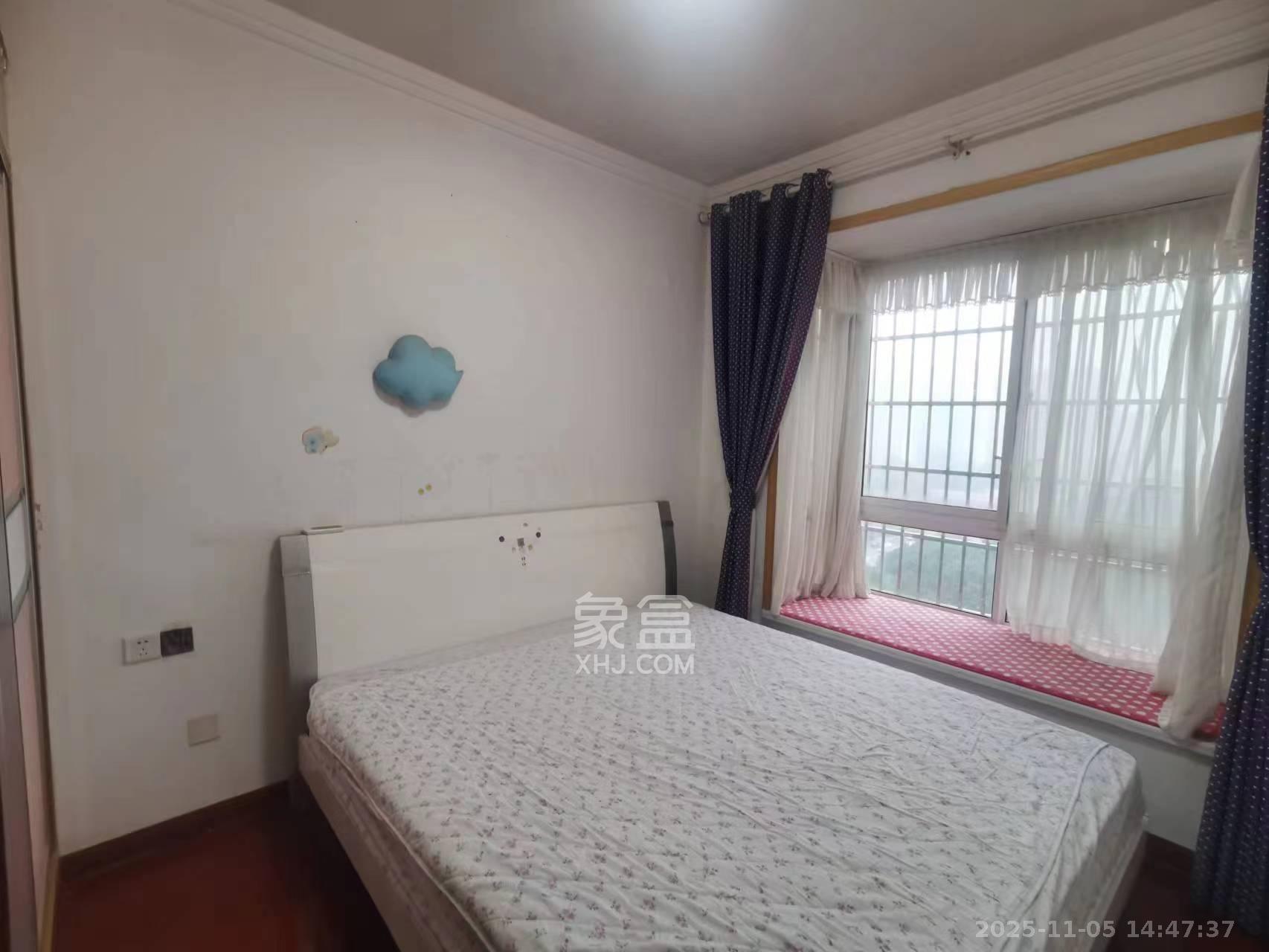 金霞银园  2室2厅1卫    1800.0元/月室内图