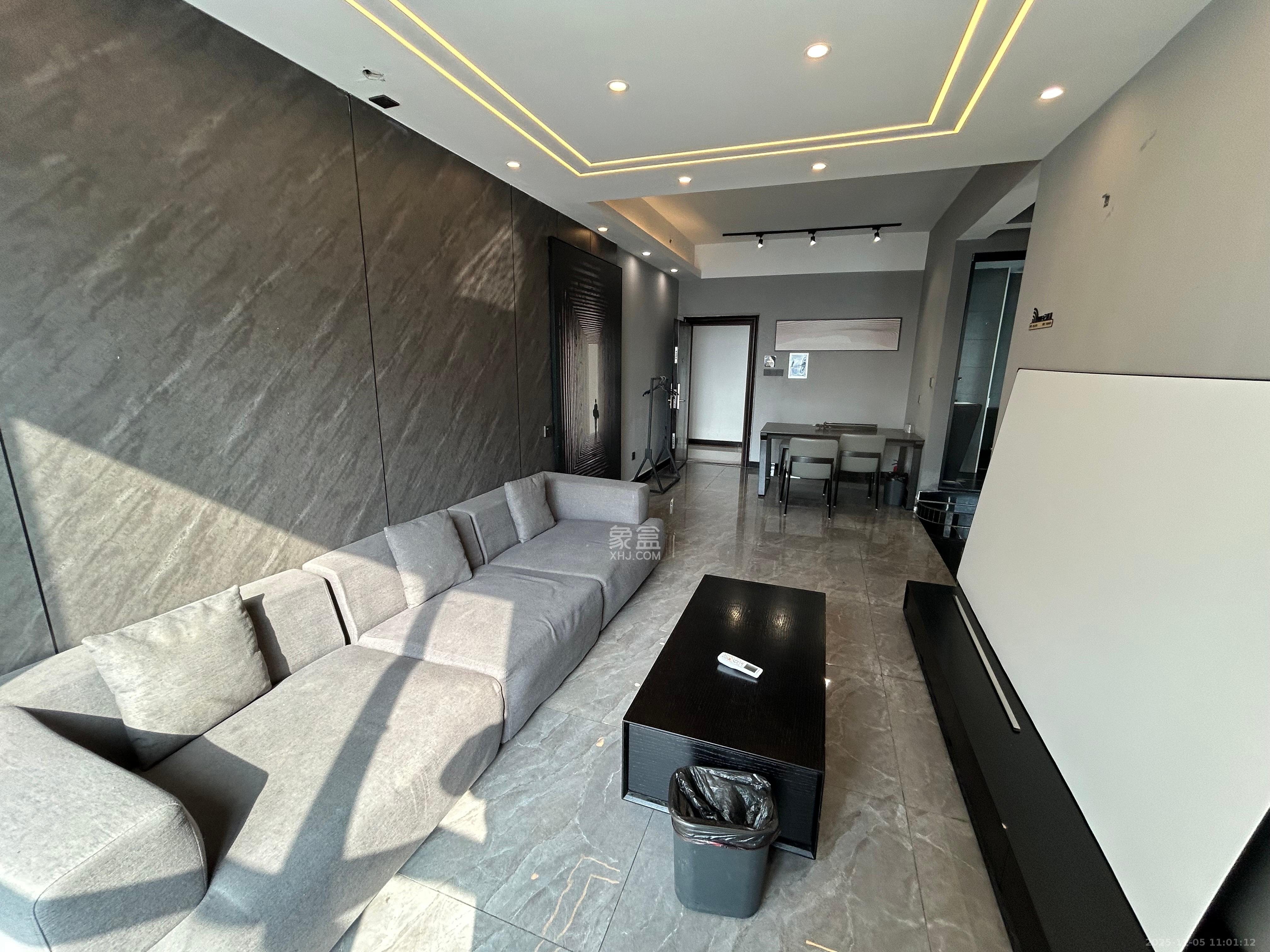 梅溪国际公寓(步步高新天地) 1室1厅1卫 1900.0元/月 梅溪国际公寓(步步高新天地) 1室1厅1卫 1900.0元/月室内图