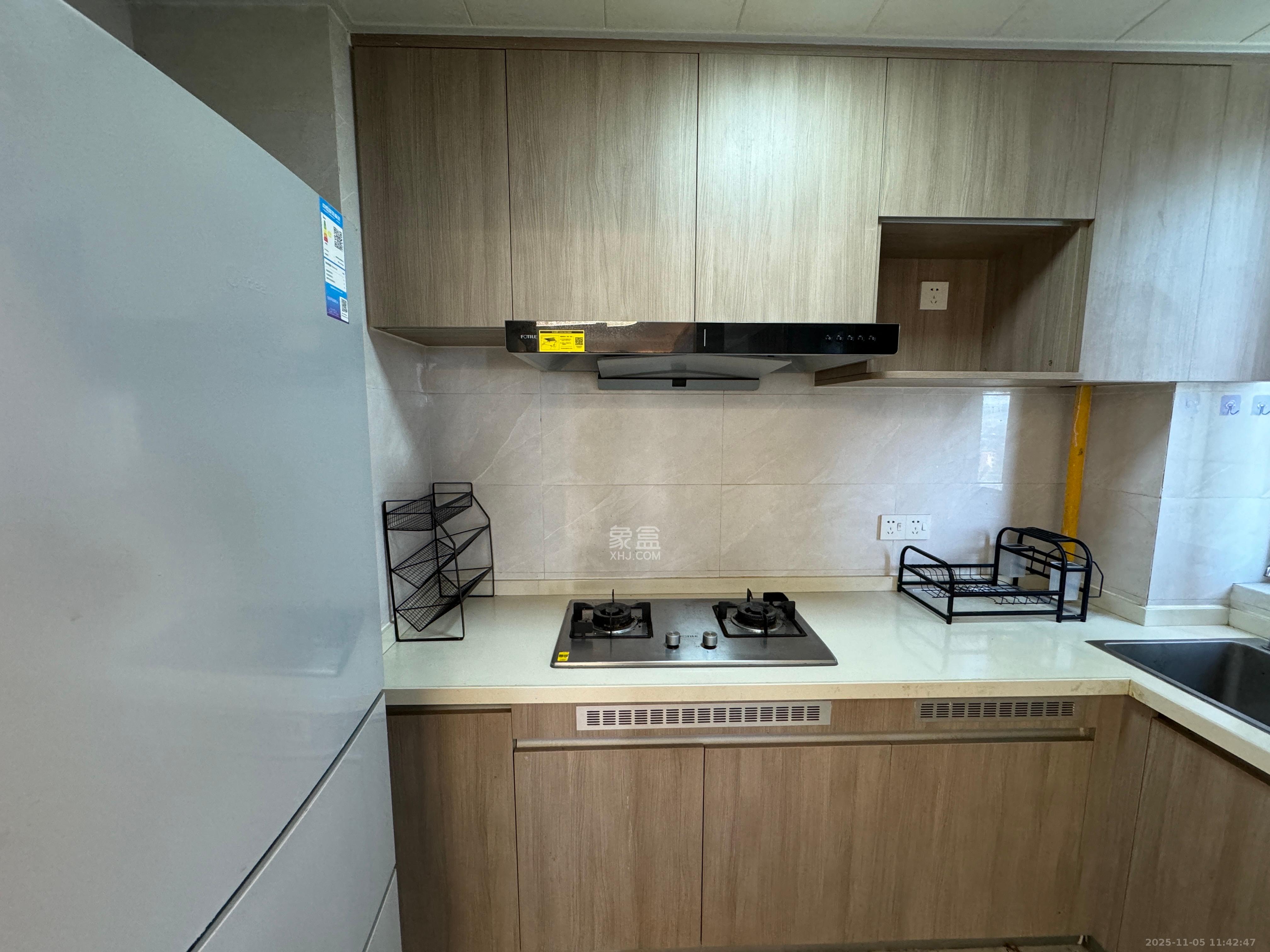 清控湖山雅居北区 4室2厅2卫 2500.0元/月 清控湖山雅居北区 4室2厅2卫 2500.0元/月室内图