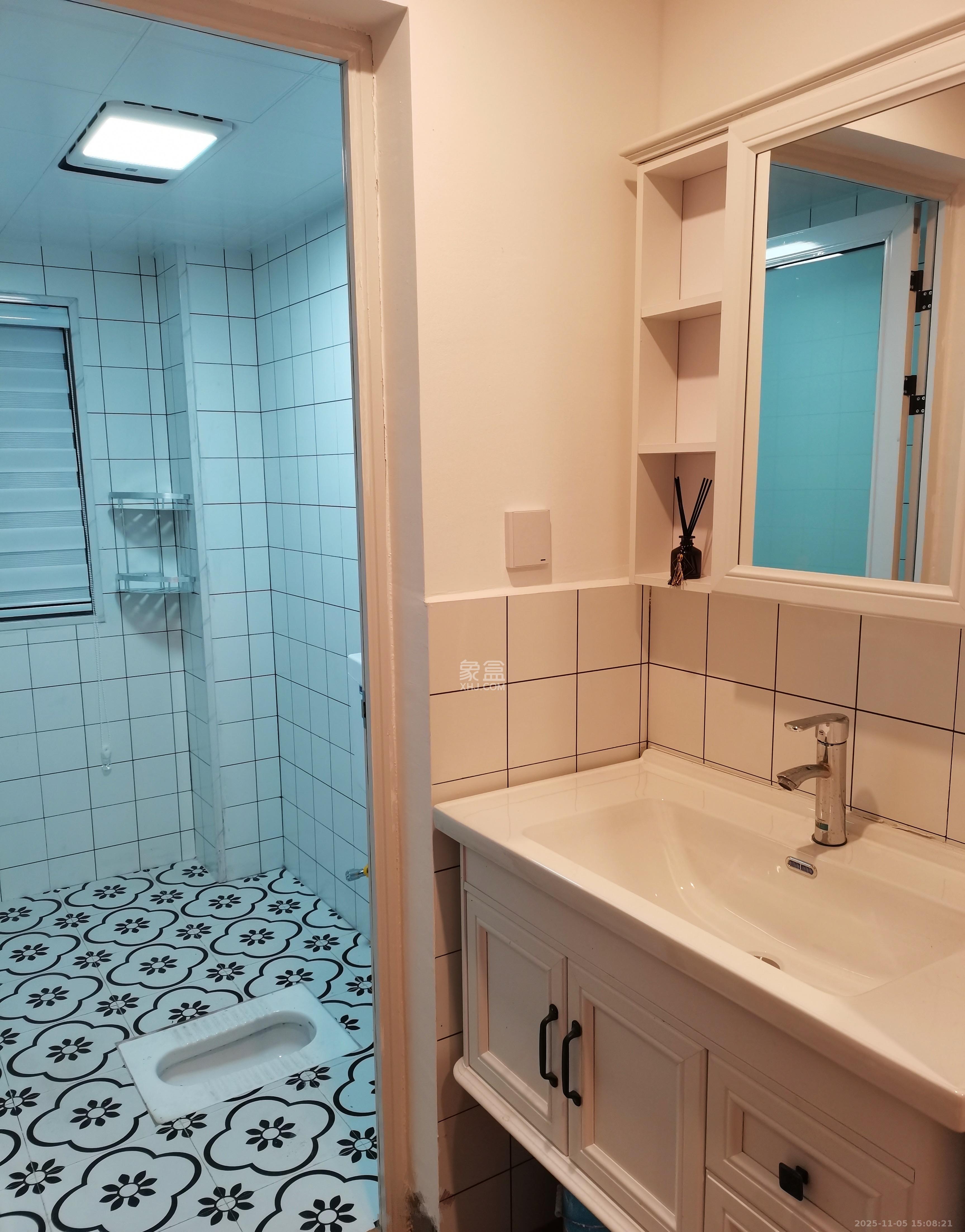 荣盛花语书苑  1室0厅0卫    2500.0元/月