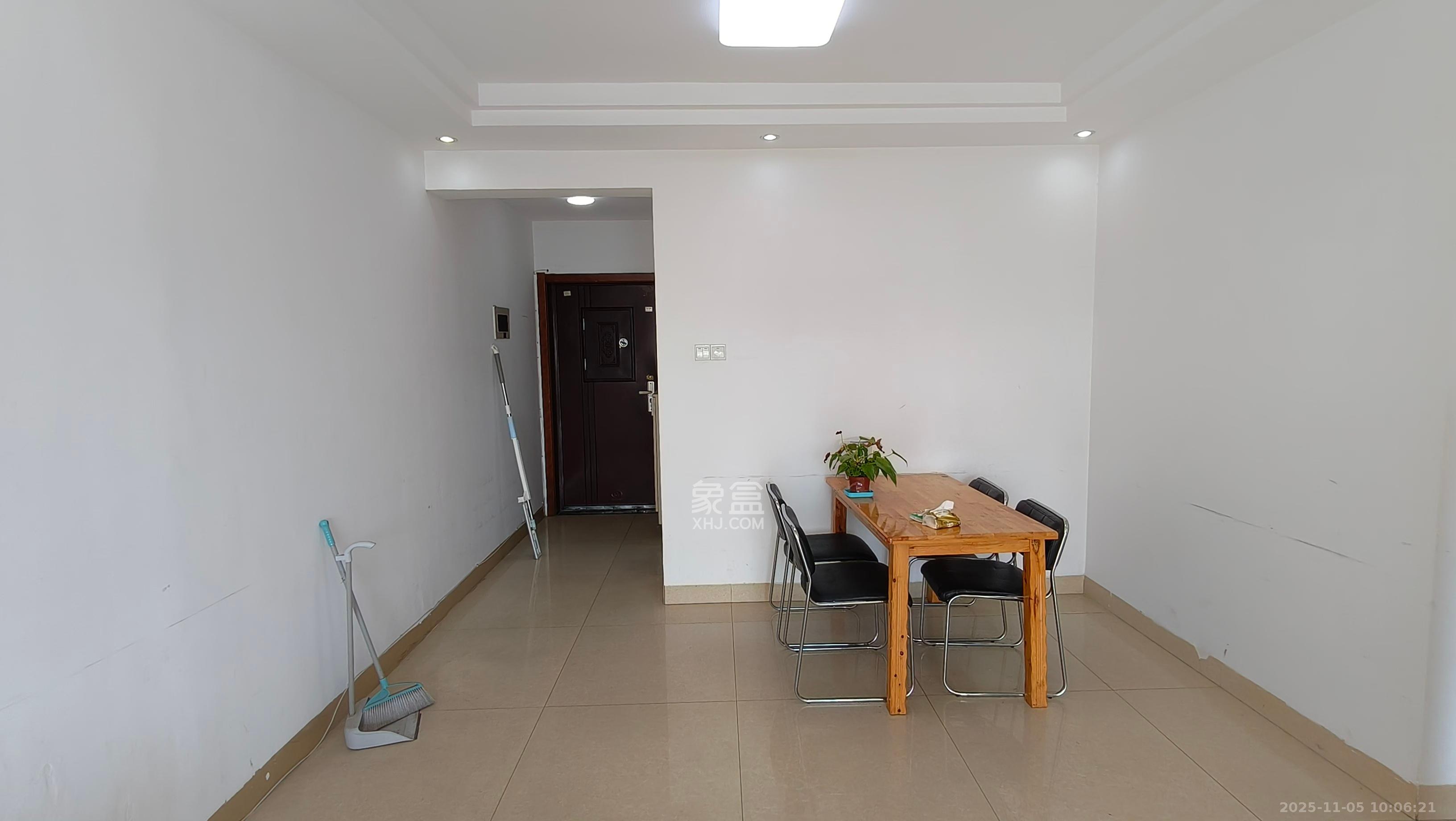 新芙蓉之都  2室2厅1卫    2300.0元/月室内图