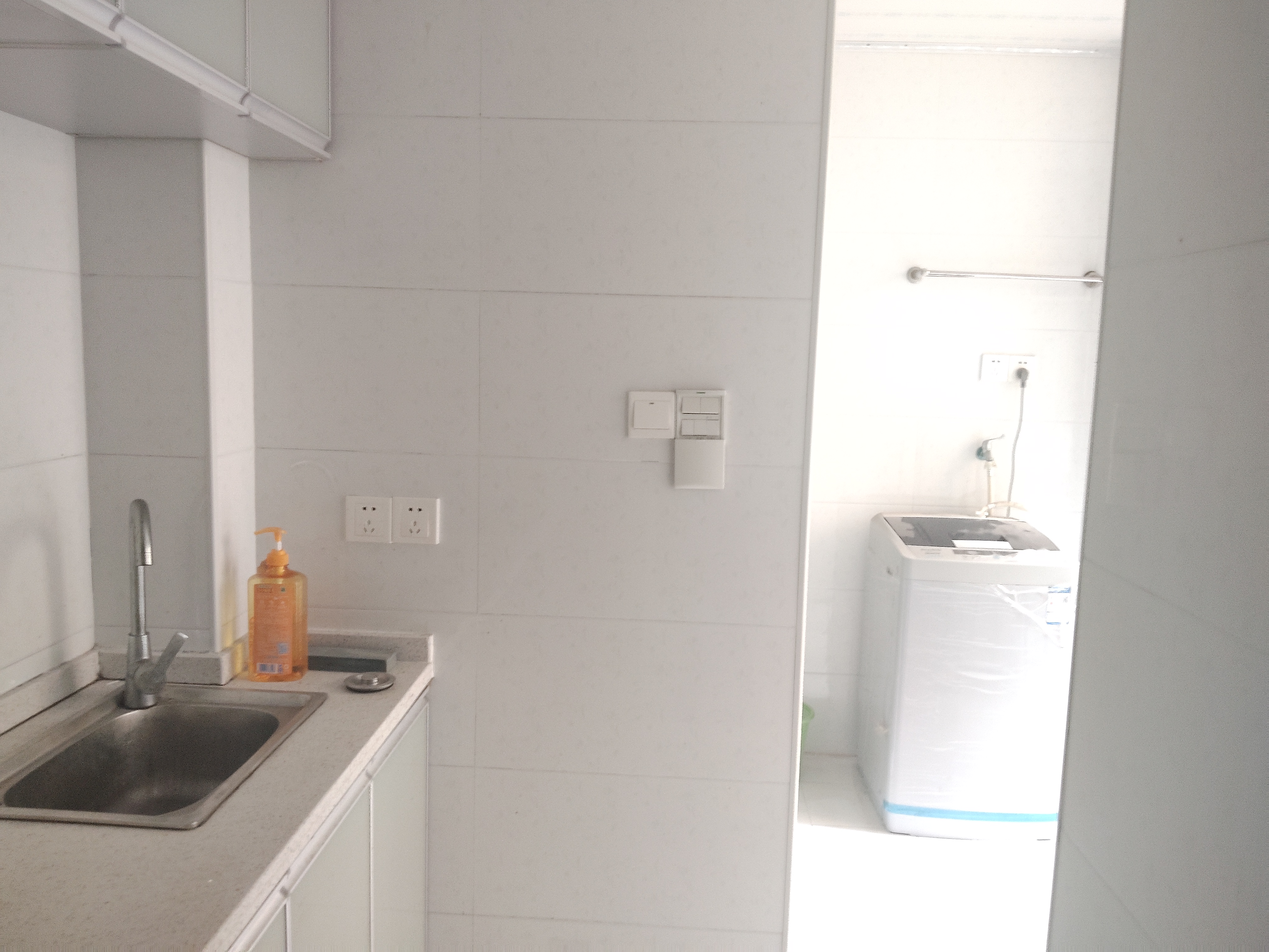 梓山湖公馆  1室1厅1卫    1280.0元/月室内图