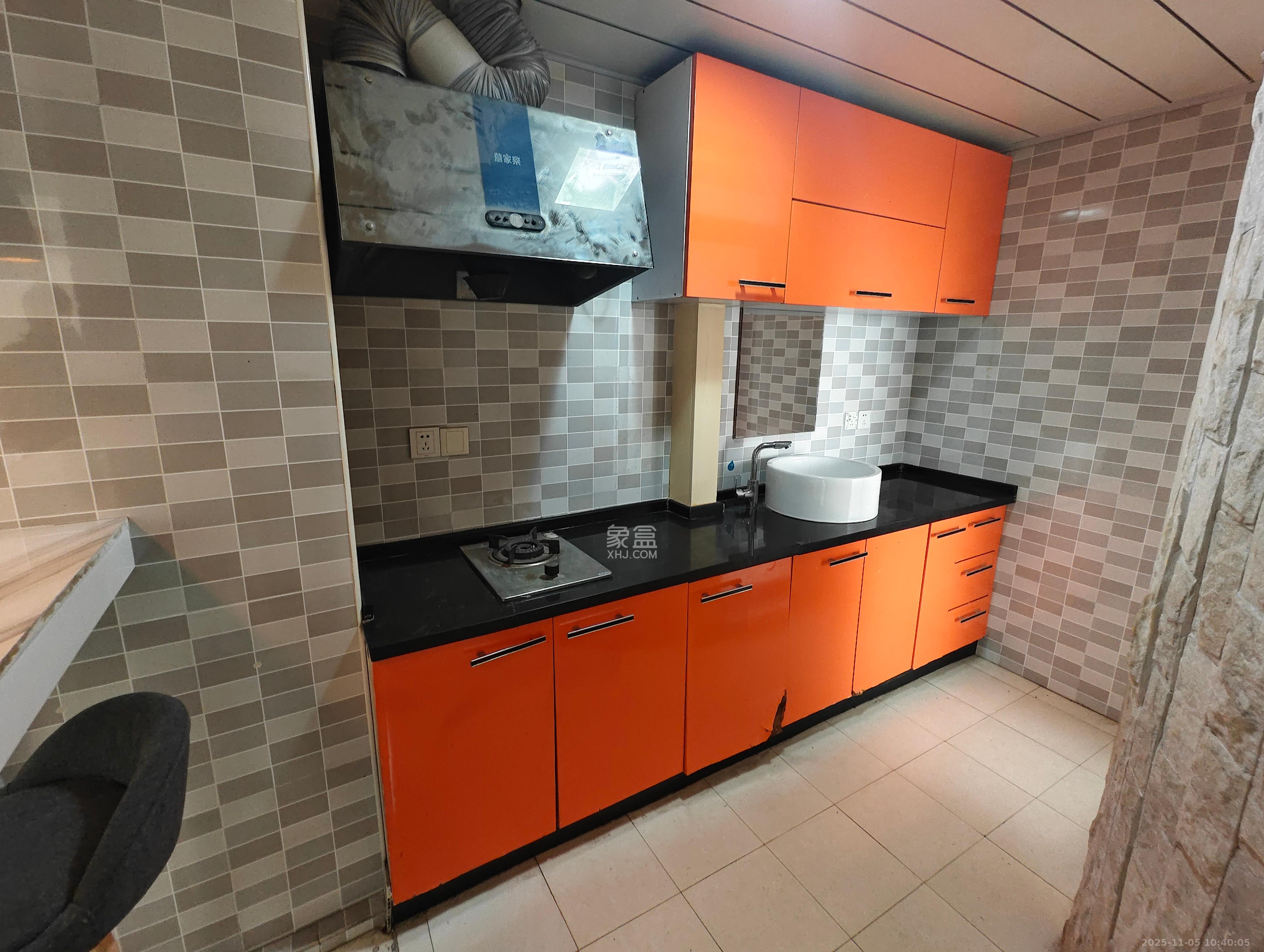 青和上座(上味舫大厦) 1室1厅1卫 1600.0元/月 青和上座(上味舫大厦) 1室1厅1卫 1600.0元/月室内图