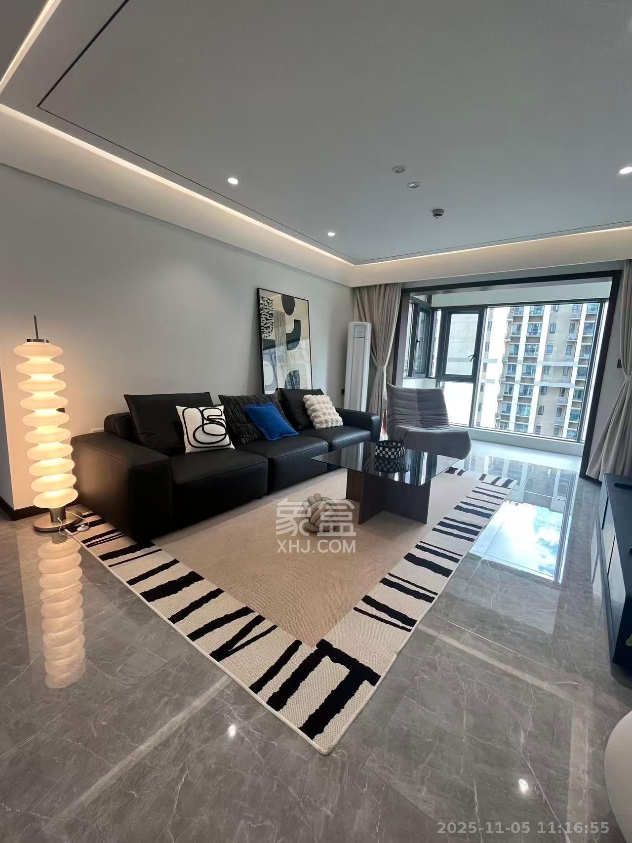 卓越中寰 4室2厅2卫 6800.0元/月 卓越中寰 4室2厅2卫 6800.0元/月室内图