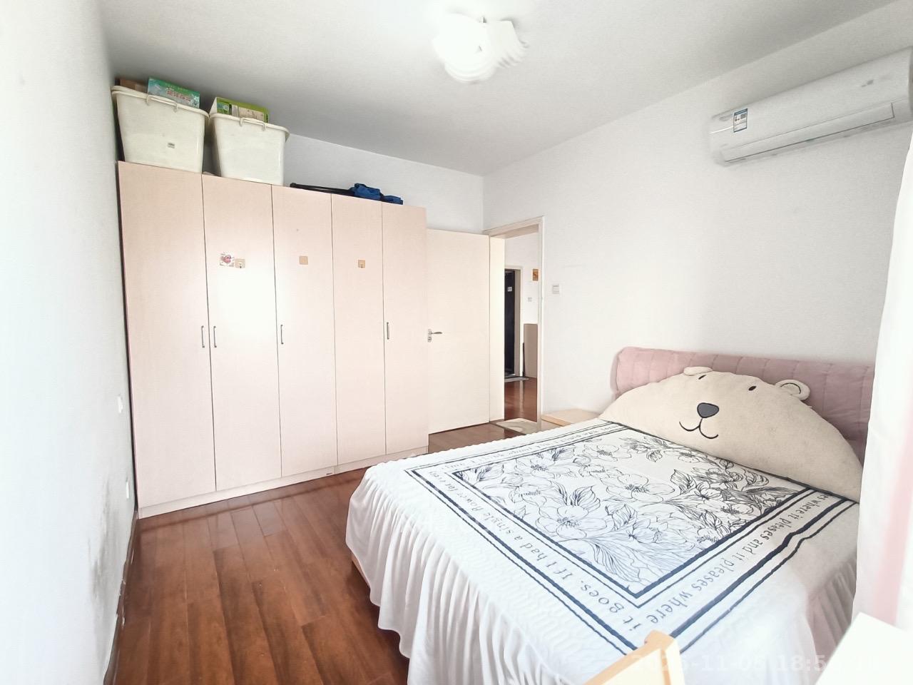 鸿运凯旋国际(科佳电脑城) 1室1厅1卫 1800.0元/月 鸿运凯旋国际(科佳电脑城) 1室1厅1卫 1800.0元/月室内图