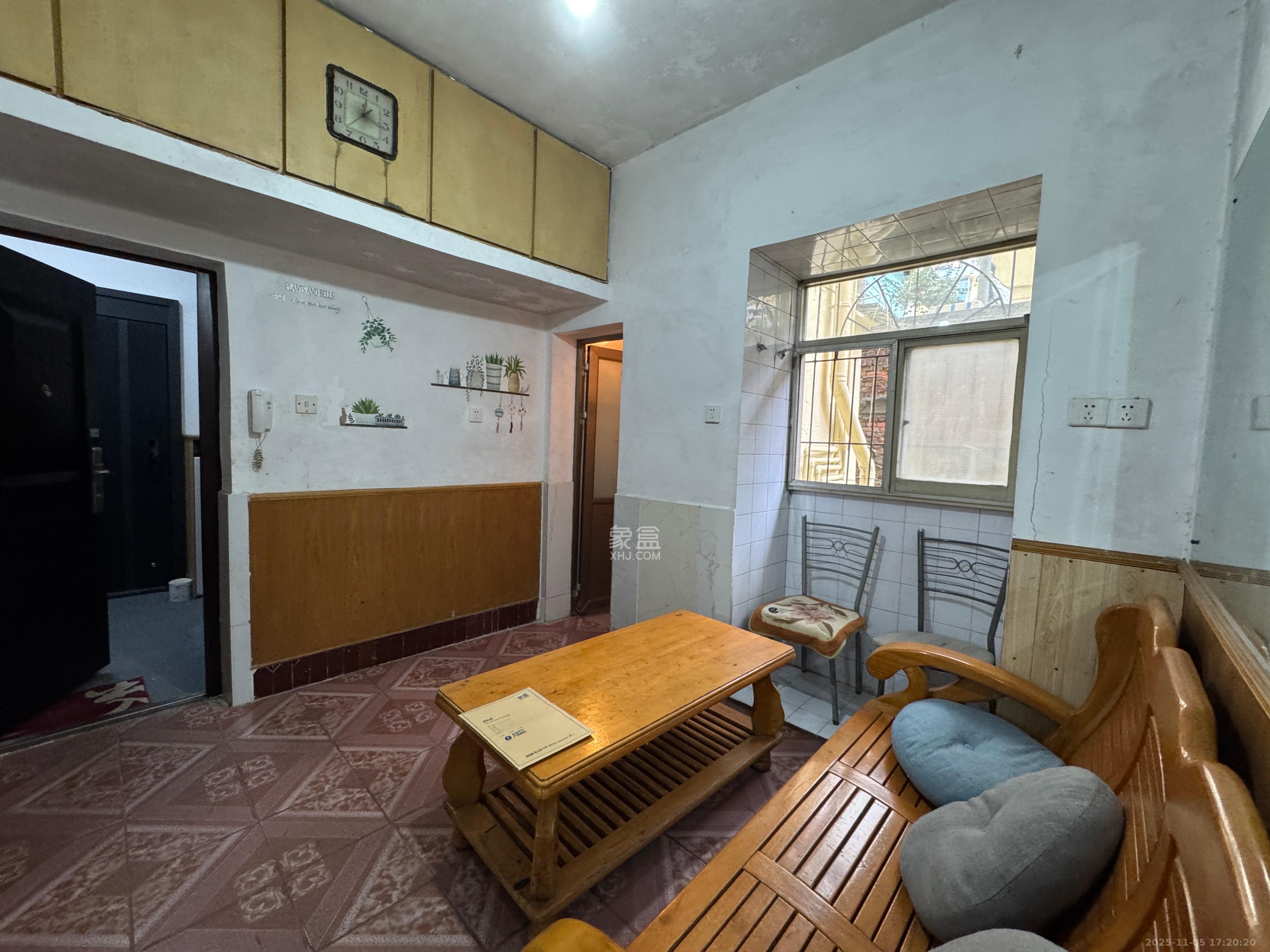 路桥宿舍 2室1厅1卫 1000.0元/月 路桥宿舍 2室1厅1卫 1000.0元/月室内图