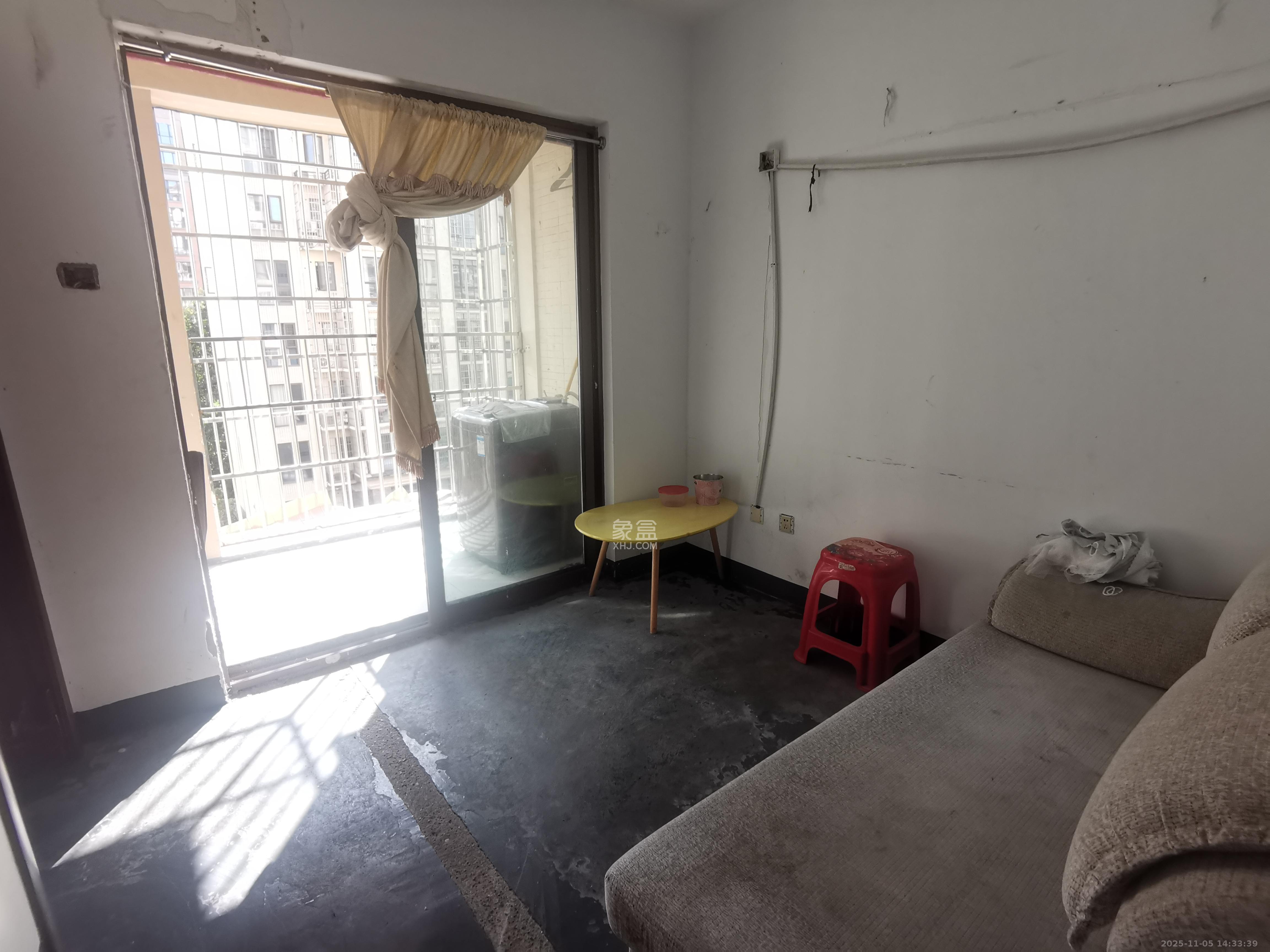 金房奥斯卡  2室2厅1卫    1500.0元/月