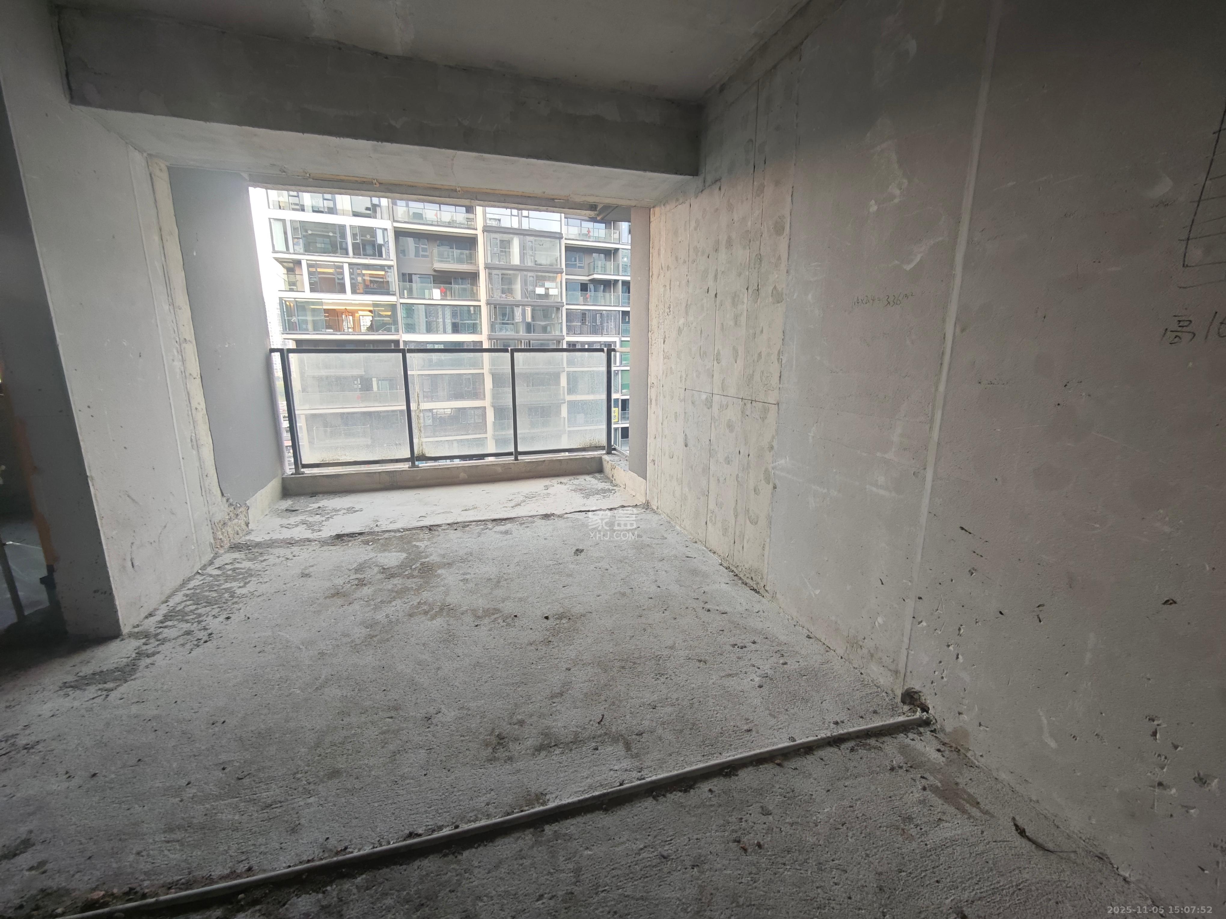 新城明昱东方 4室2厅2卫 4500.0元/月 新城明昱东方 4室2厅2卫 4500.0元/月室内图