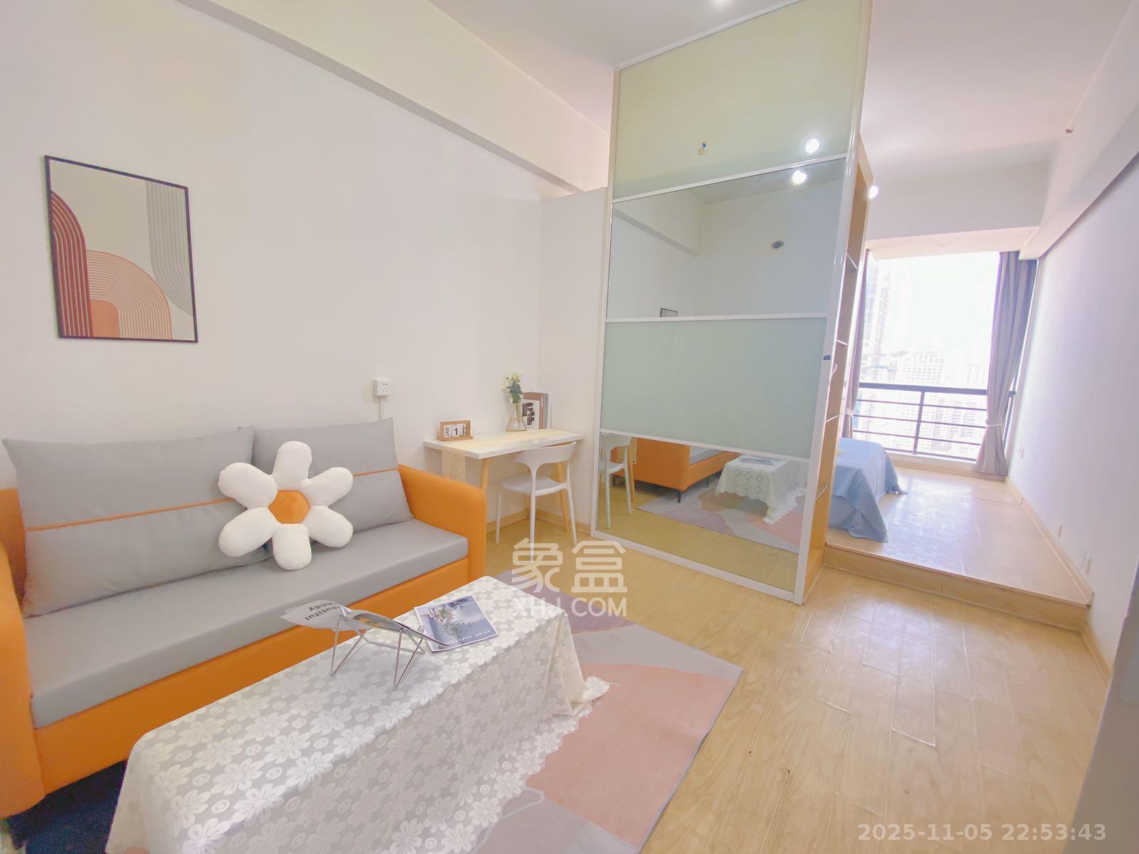 YO领域(领御大厦) 1室1厅1卫 2200.0元/月 YO领域(领御大厦) 1室1厅1卫 2200.0元/月室内图