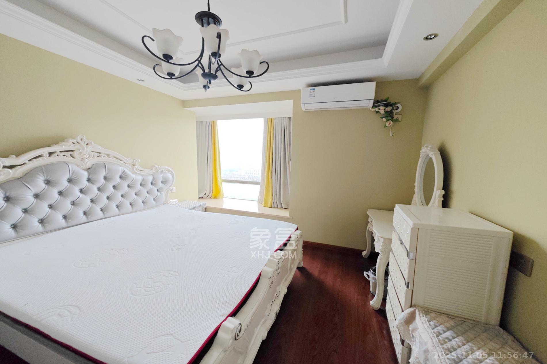 新城新世界一二三期  3室2厅1卫    147.0万卧室