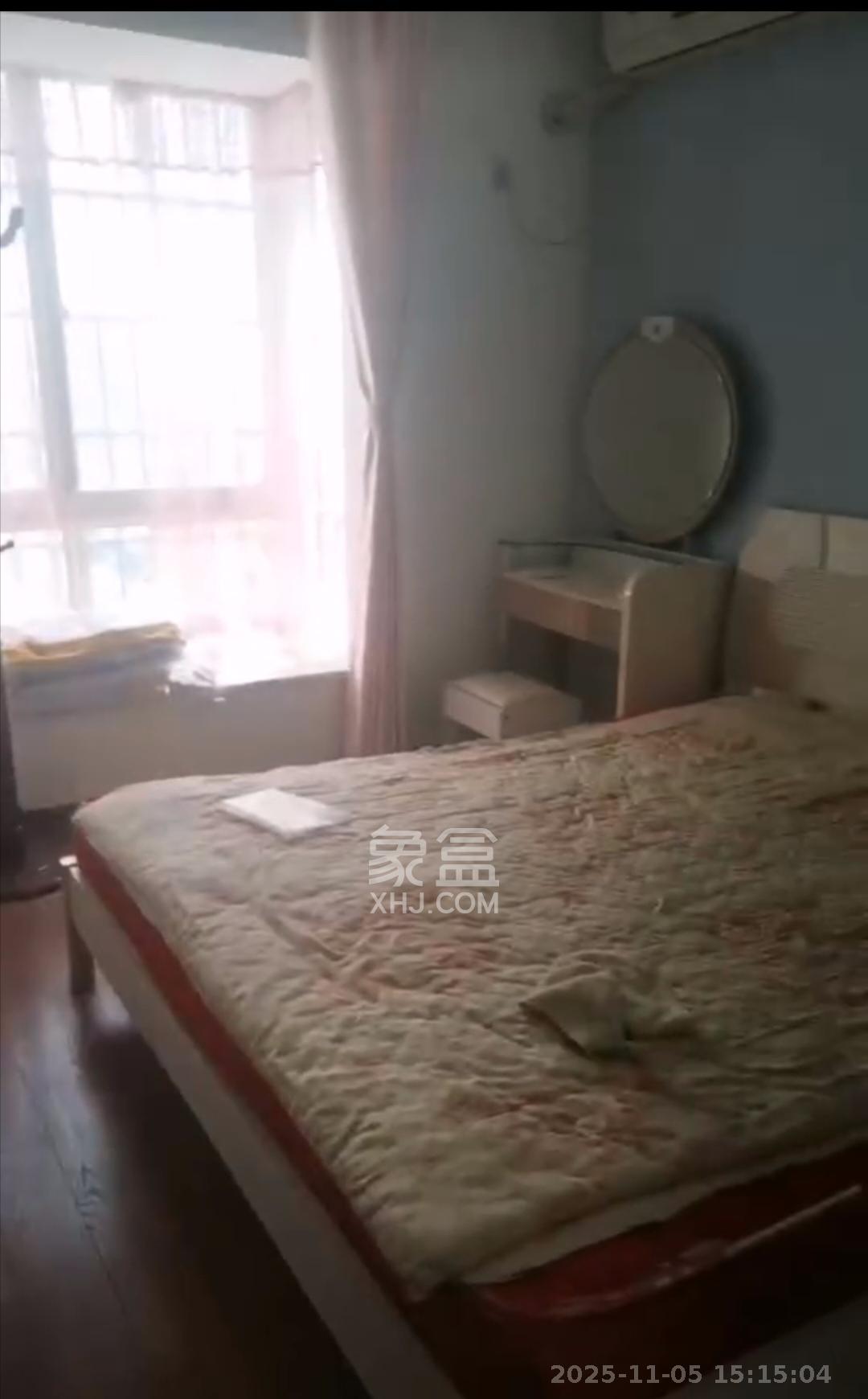 楚天世纪城东苑  4室2厅2卫    1800.0元/月室内图