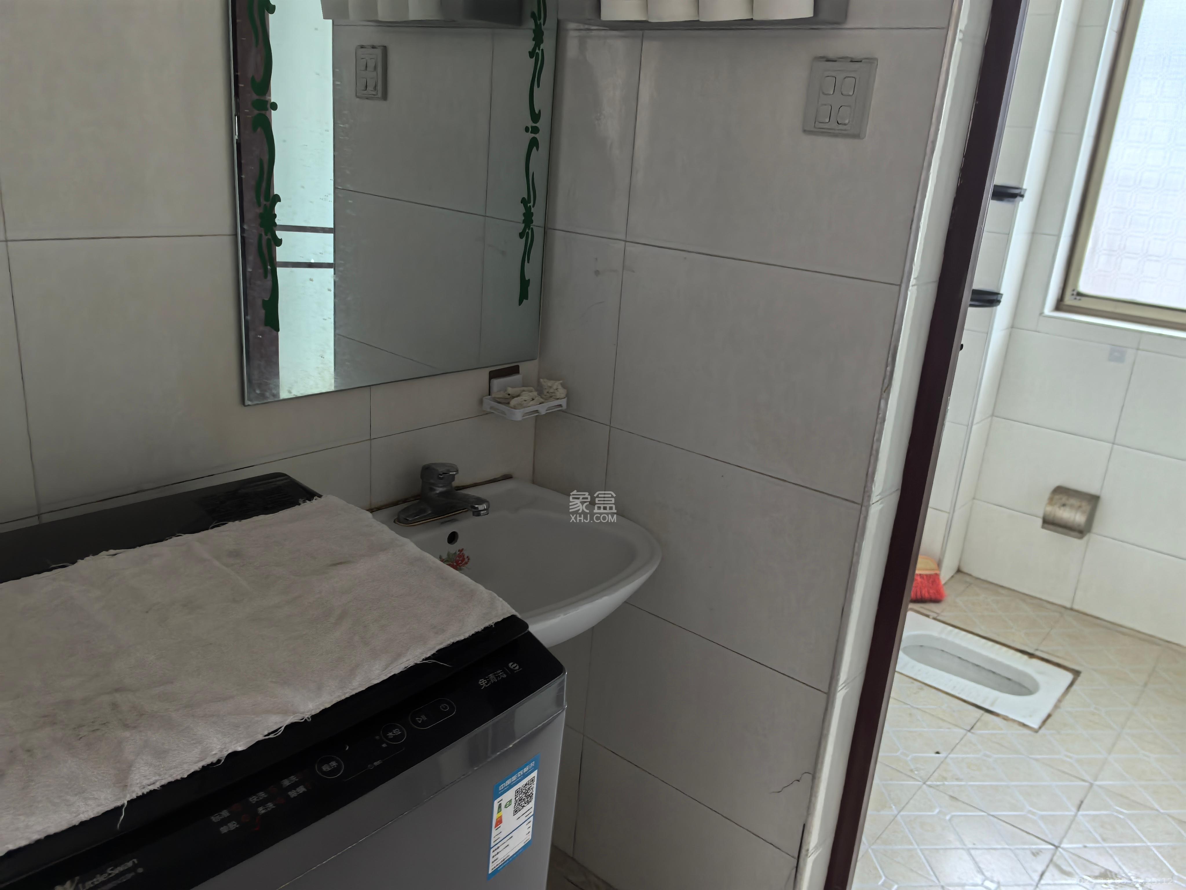 金峰小区北院(七里营社区) 3室2厅1卫 1800.0元/月 金峰小区北院(七里营社区) 3室2厅1卫 1800.0元/月室内图