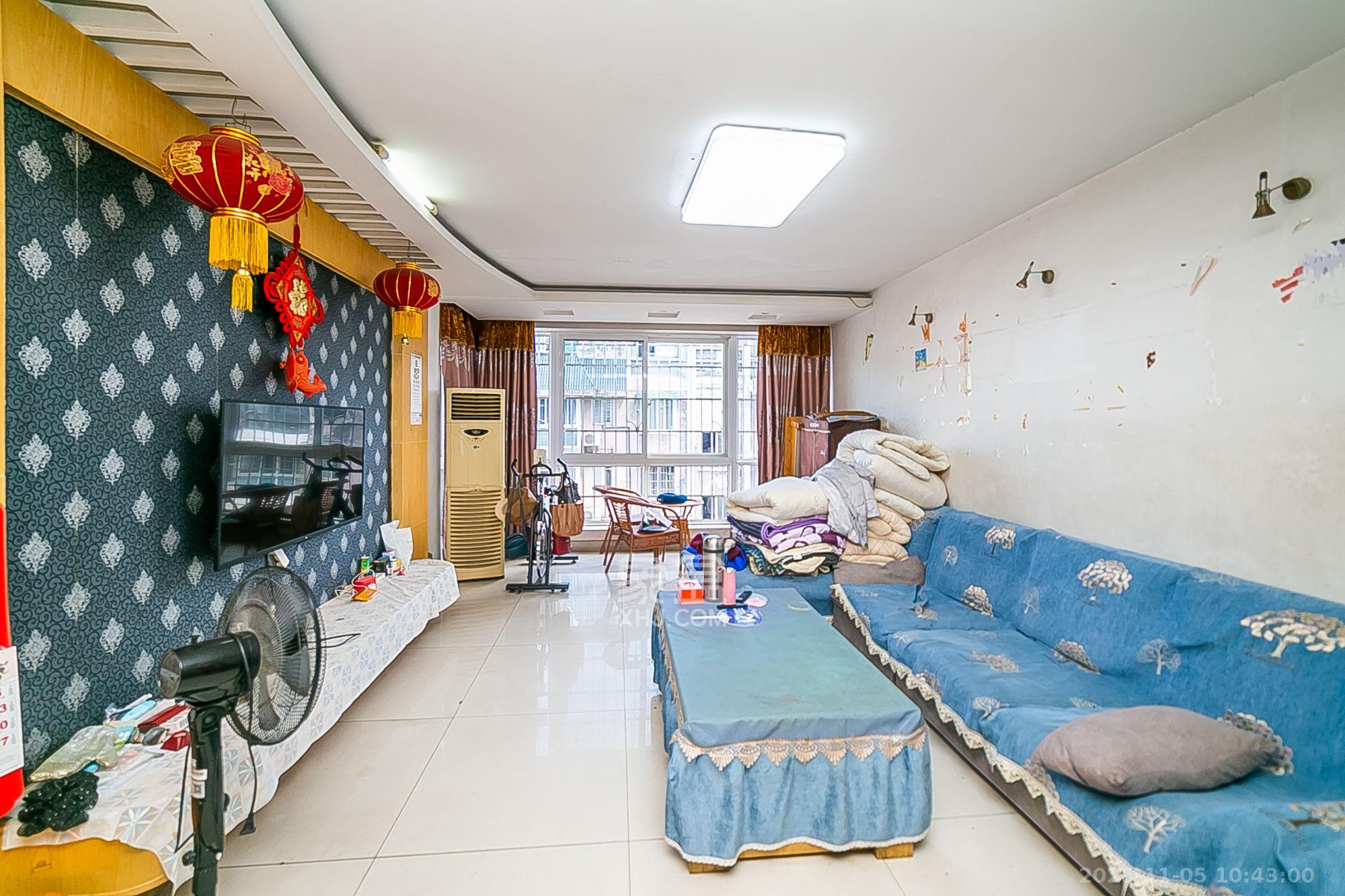 丽江翠园  4室2厅2卫    2100.0元/月