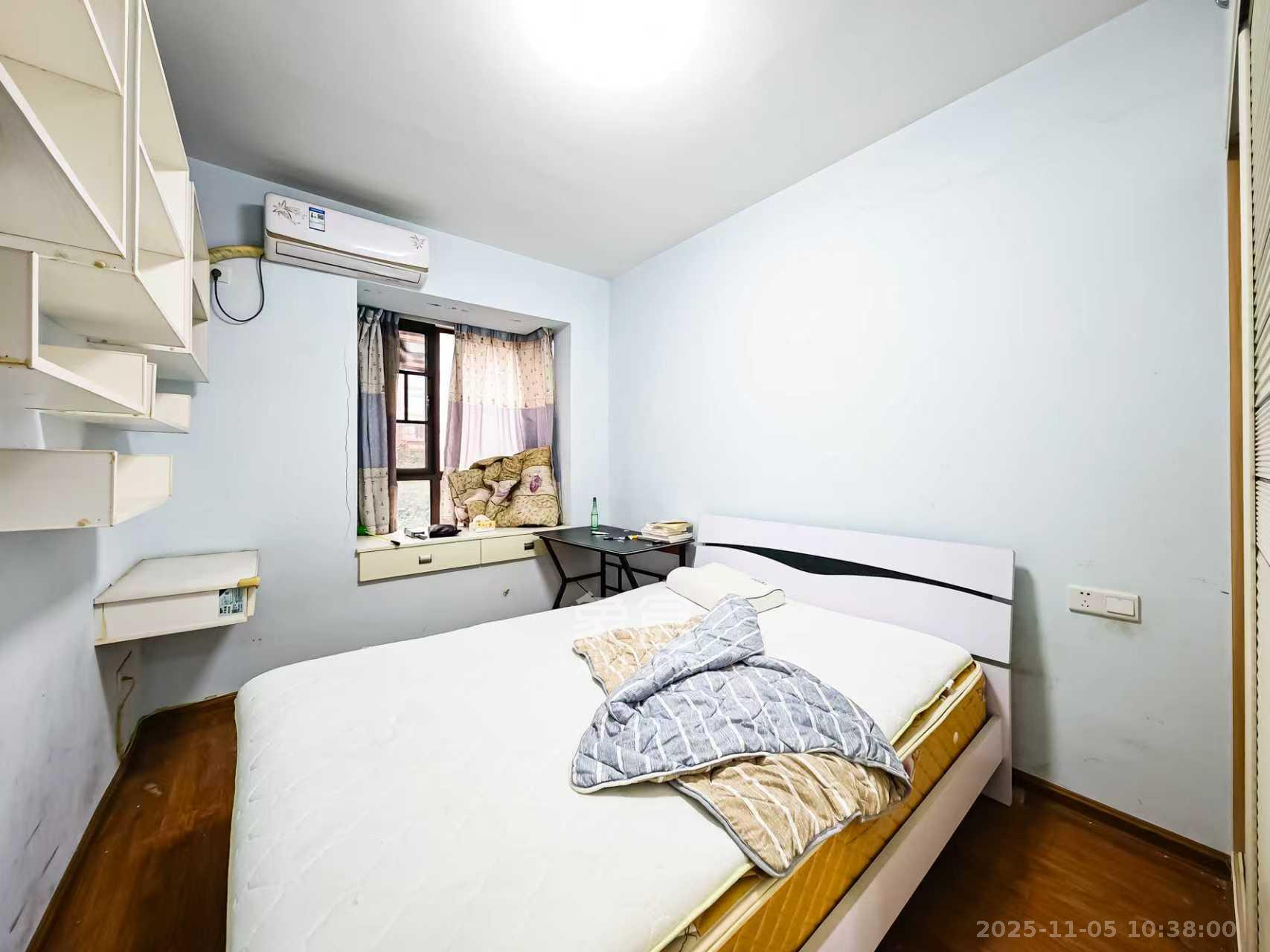 山语城二期 2室2厅1卫 1800.0元/月 山语城二期 2室2厅1卫 1800.0元/月室内图