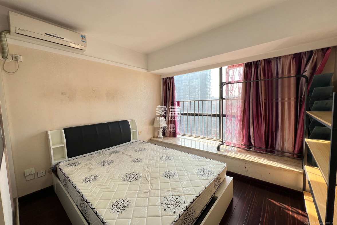 德思勤城市广场(宝格丽公寓) 2室1厅1卫 3200.0元/月 德思勤城市广场(宝格丽公寓) 2室1厅1卫 3200.0元/月室内图