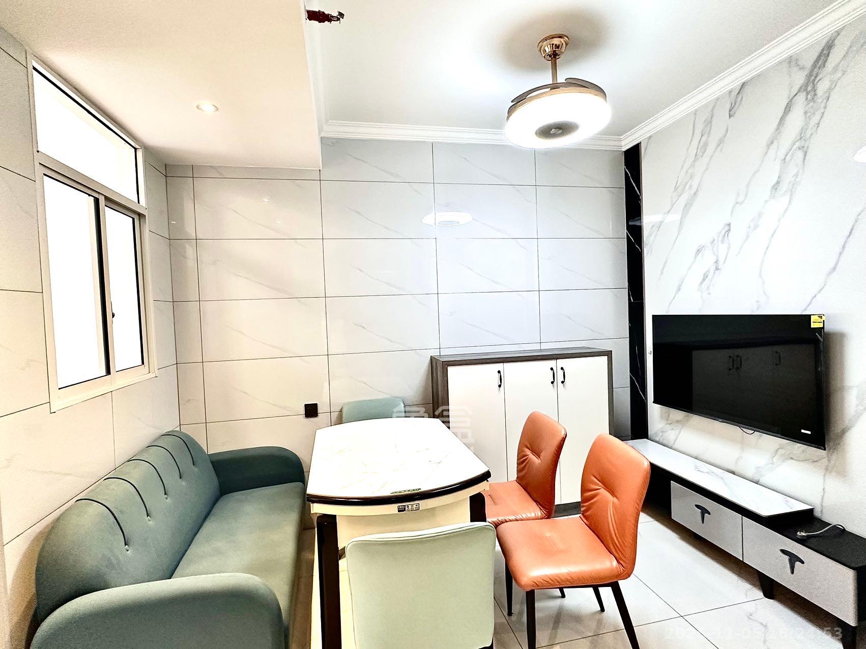 长房明宸府  1室0厅0卫    1700.0元/月室内图1