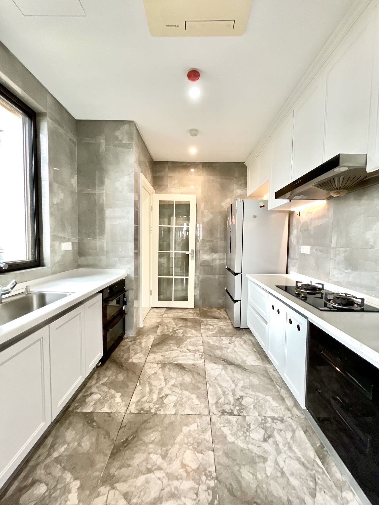 海航豪庭北苑  5室2厅4卫    9500.0元/月室内图