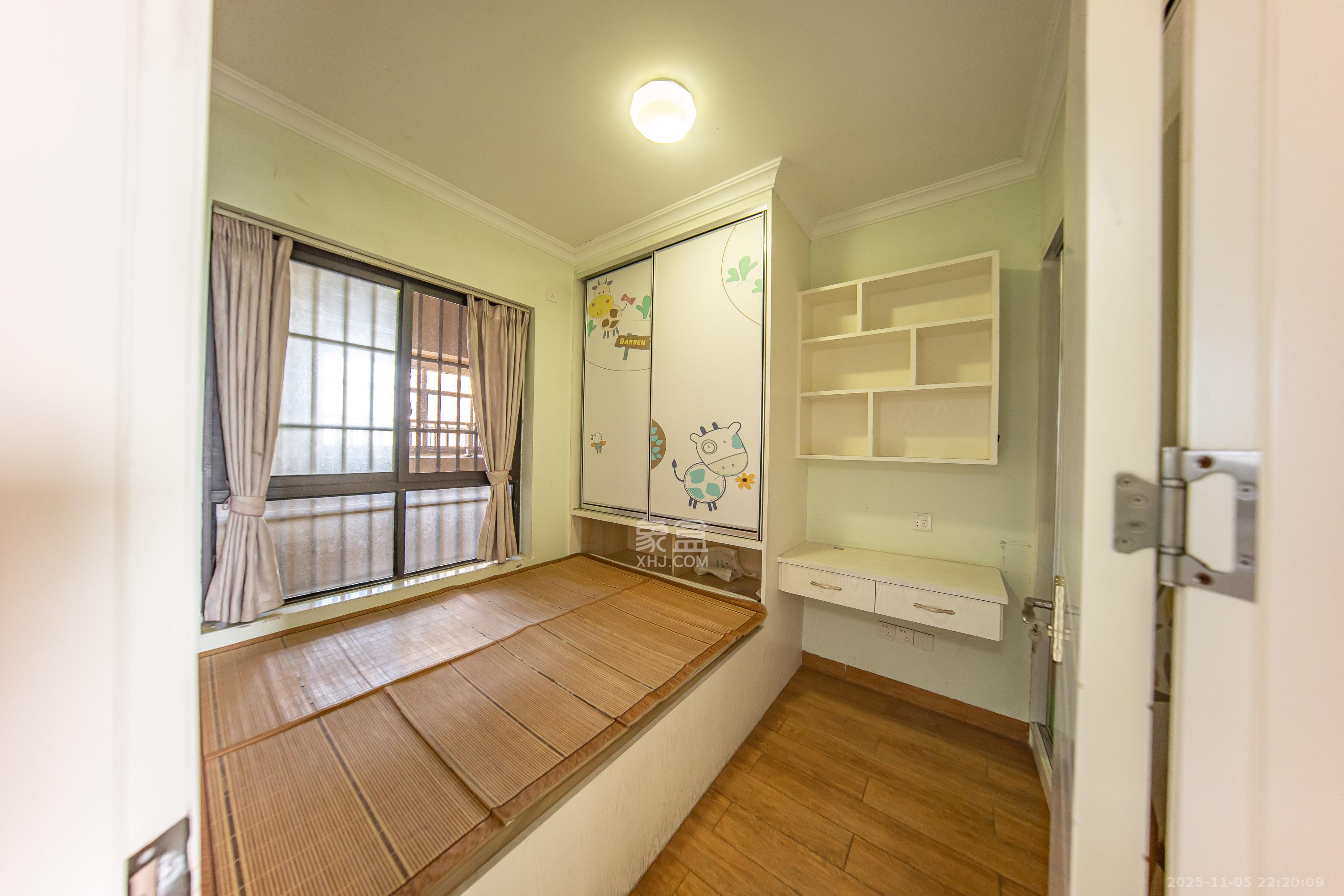 华润橡树湾  3室2厅1卫    69.0万卧室