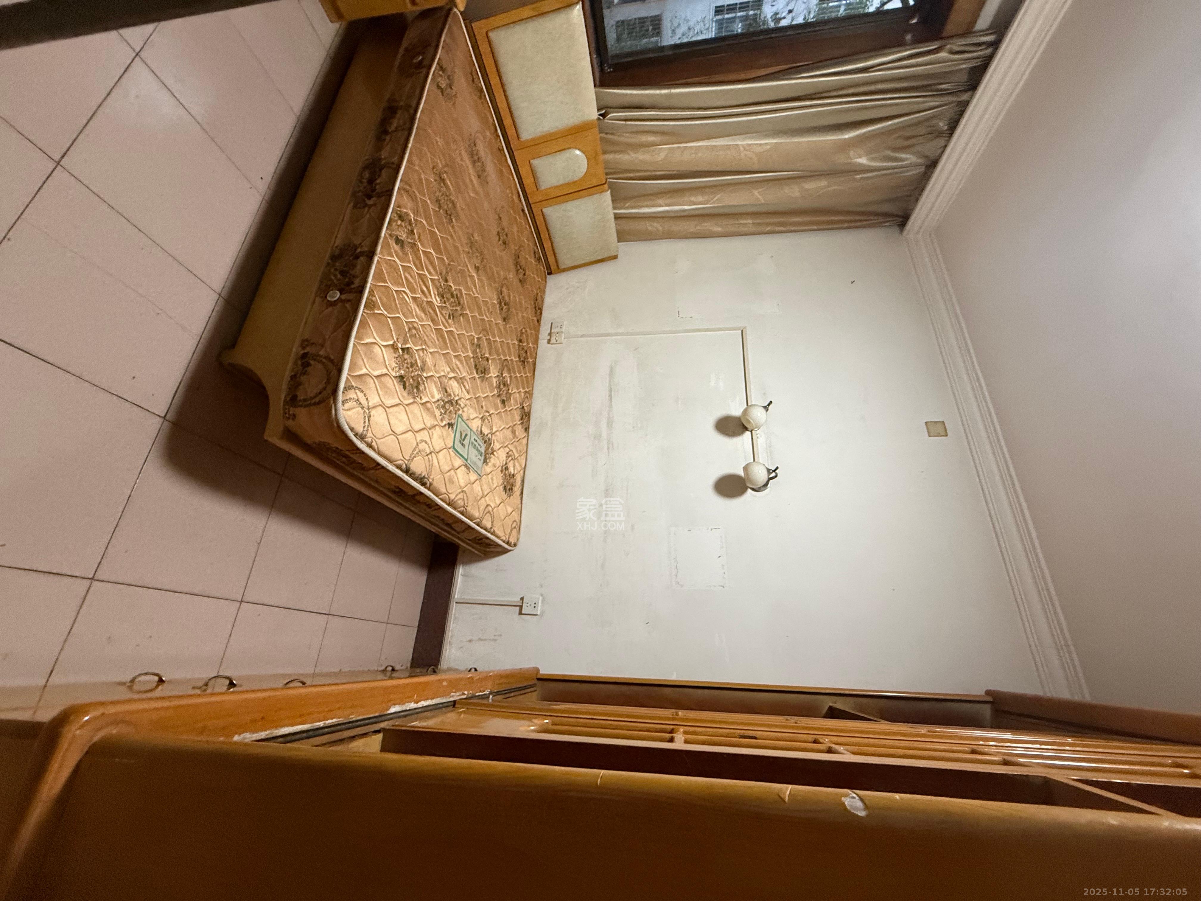 人民新村 2室1厅1卫 1500.0元/月 人民新村 2室1厅1卫 1500.0元/月室内图