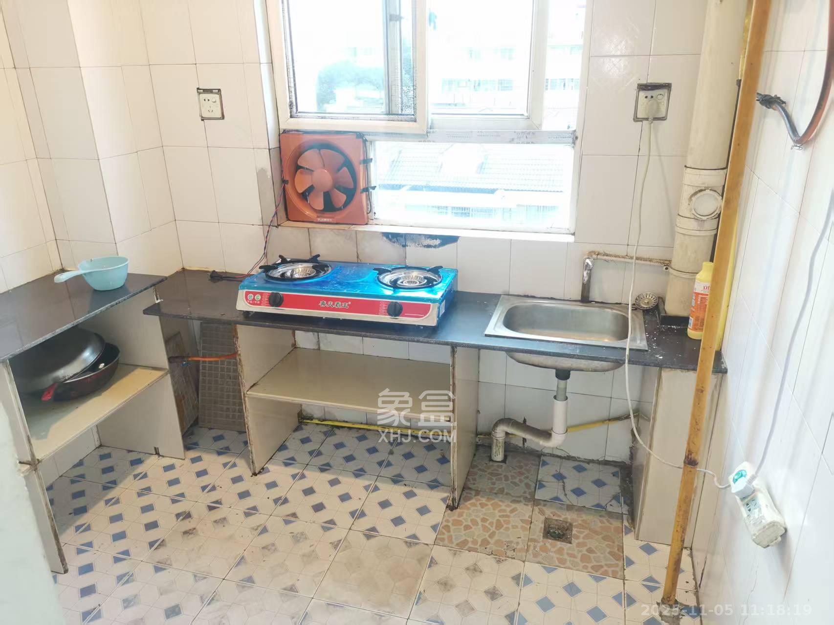 富绿新村 2室1厅1卫 1300.0元/月 富绿新村 2室1厅1卫 1300.0元/月室内图