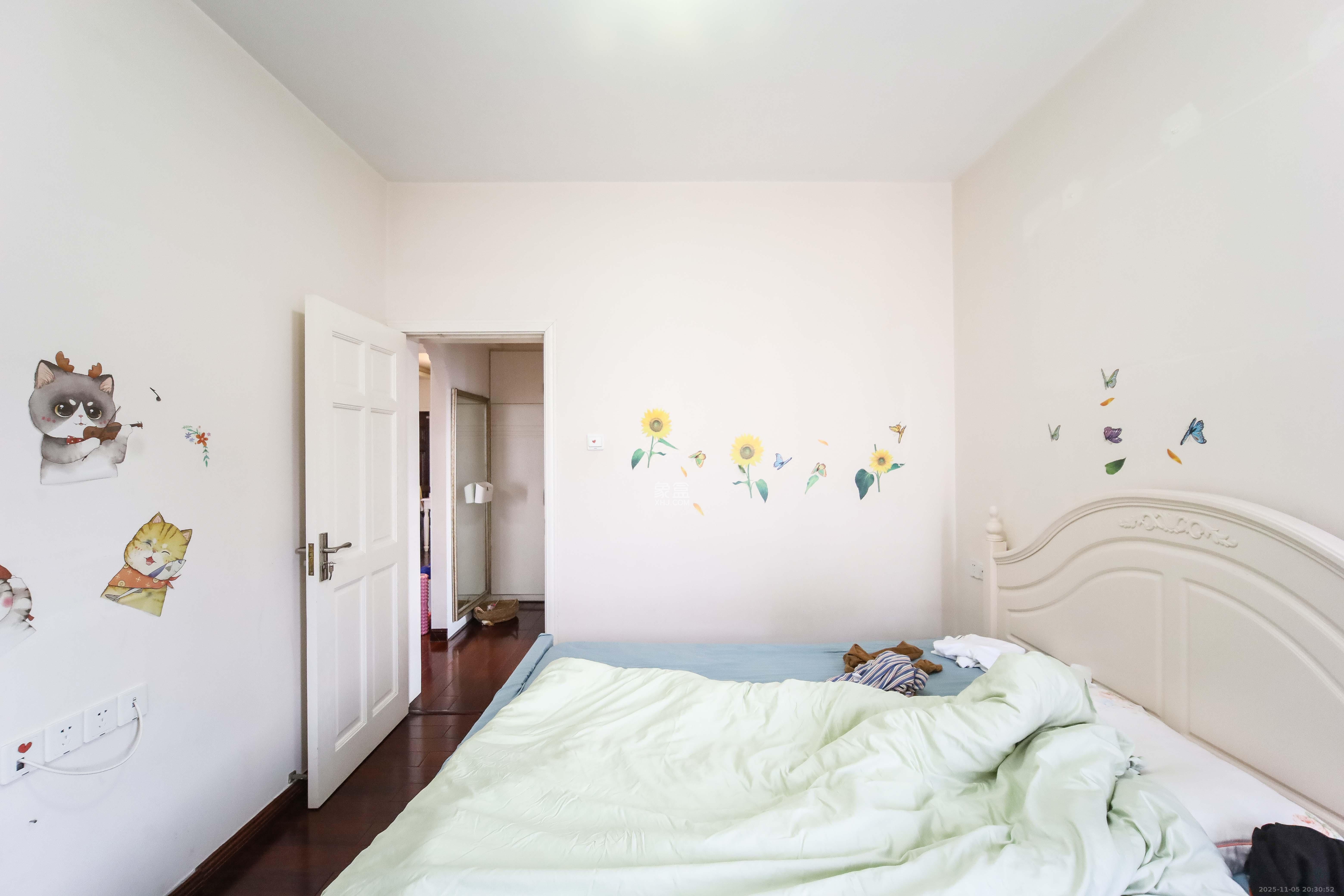 湘域熙岸  3室2厅1卫    105.0万卧室