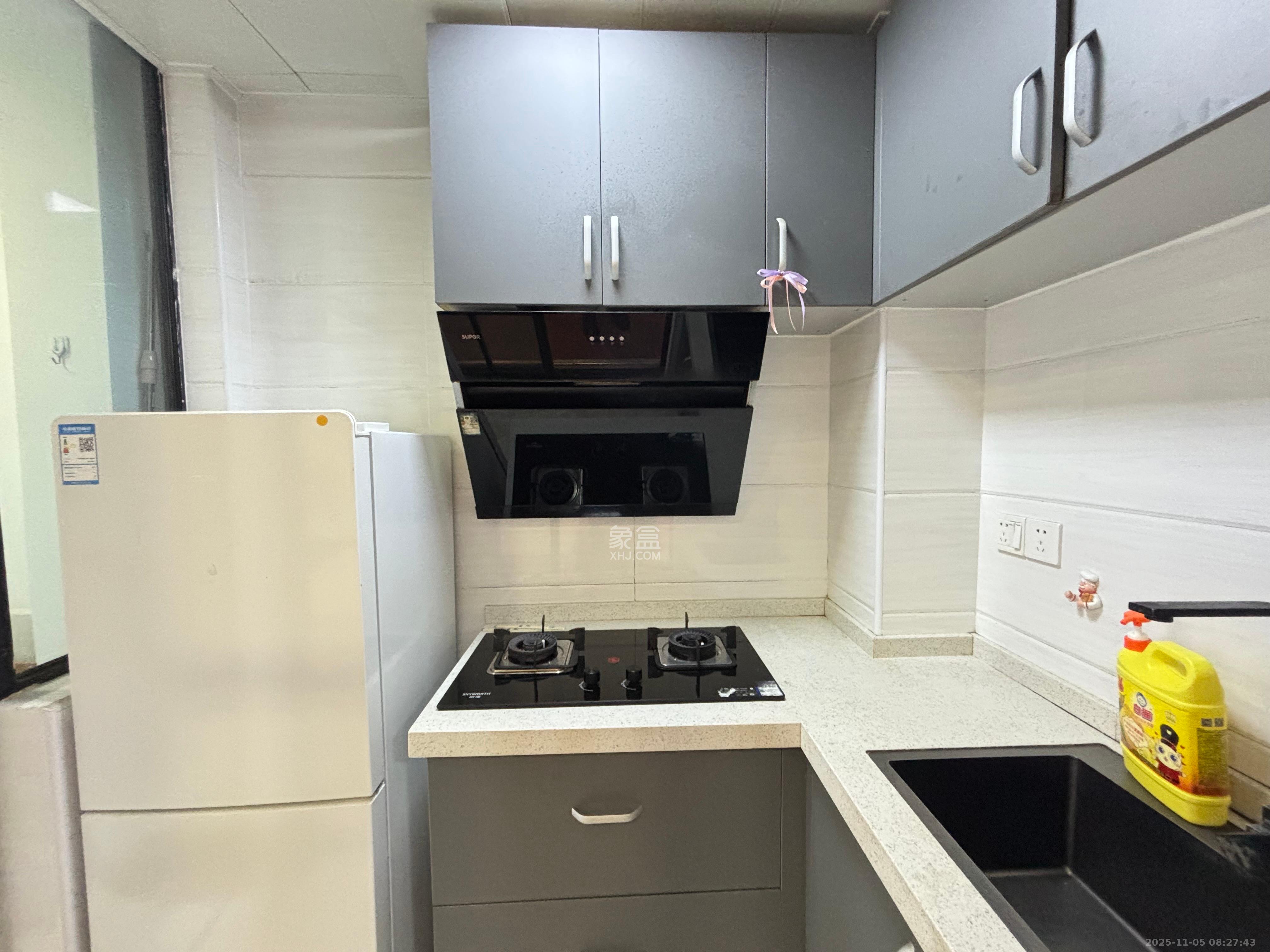 荣悦台  1室1厅1卫    1800.0元/月室内图