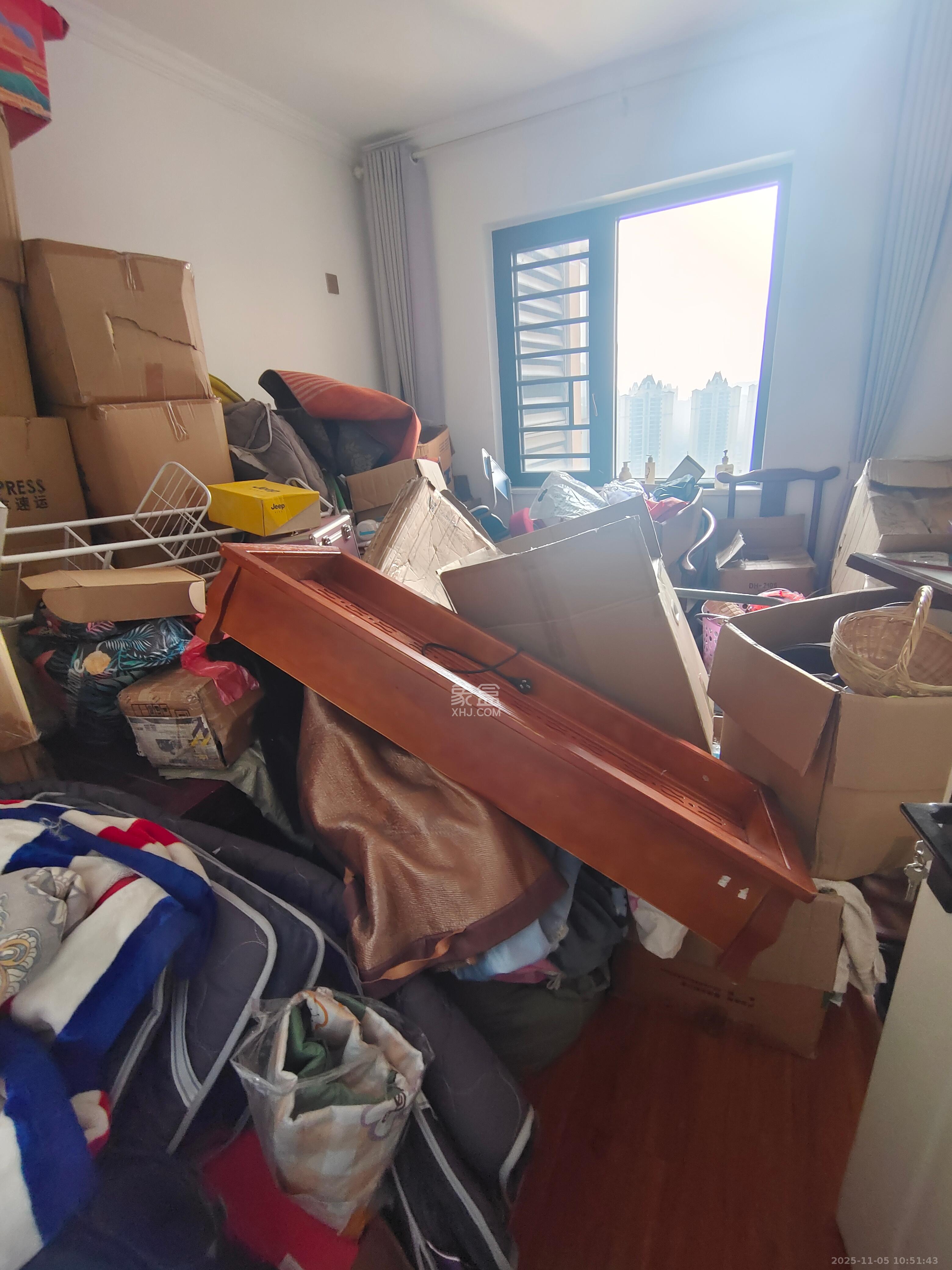 朝正美苑 4室1厅2卫 3500.0元/月 朝正美苑 4室1厅2卫 3500.0元/月室内图