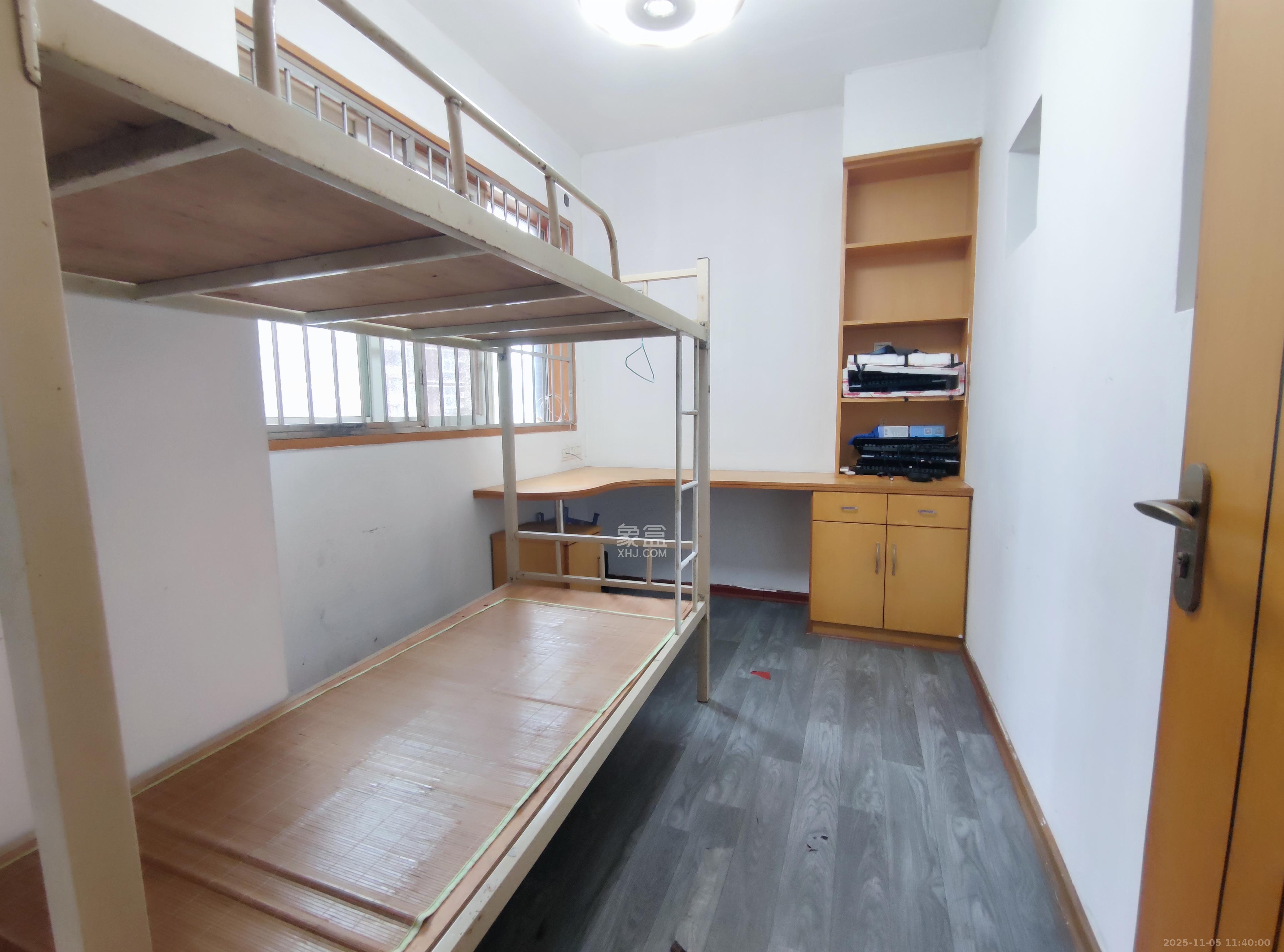 楚天馨苑 3室2厅2卫 1800.0元/月 楚天馨苑 3室2厅2卫 1800.0元/月室内图