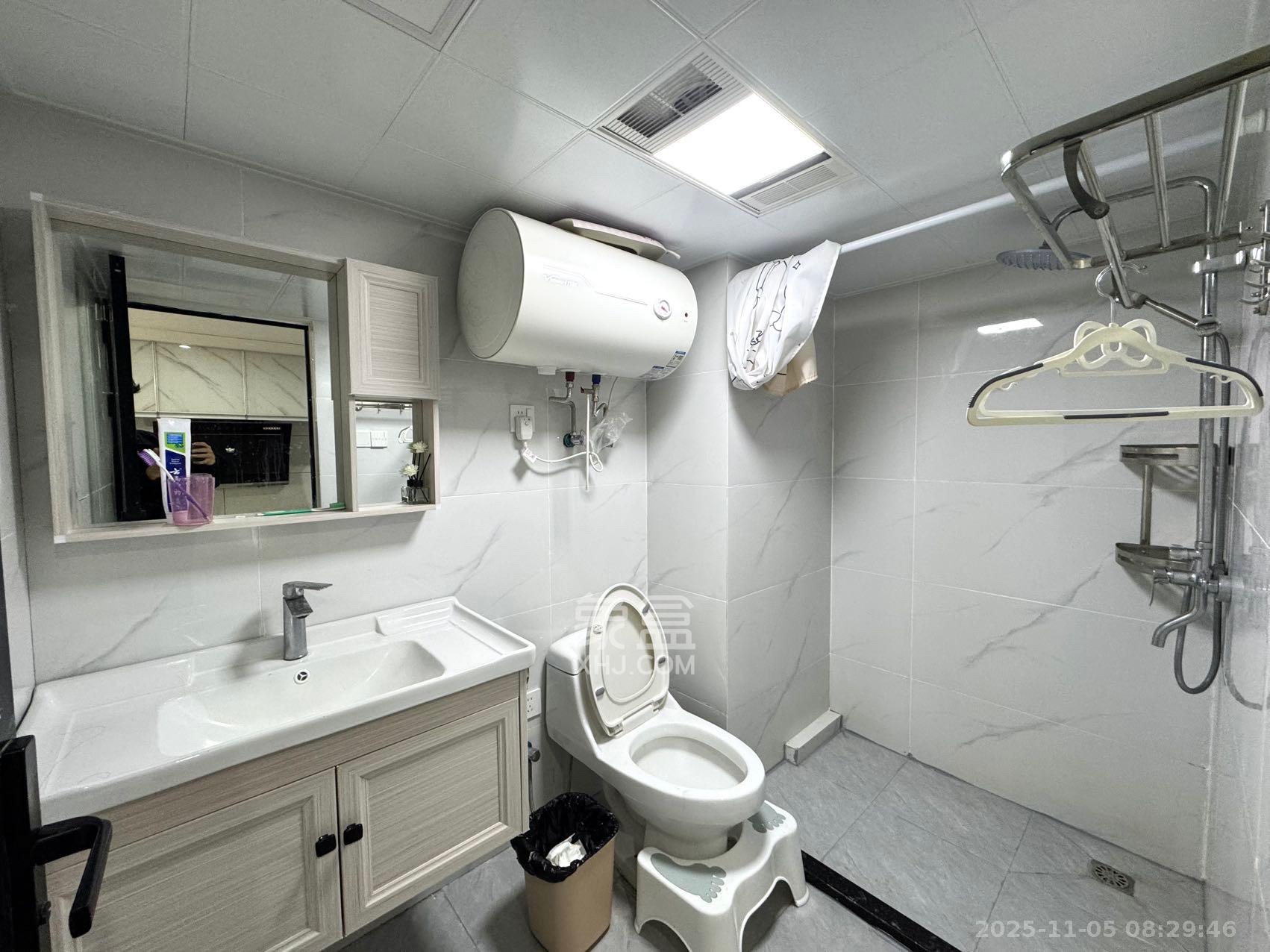 佳兆业云顶都汇 1室0厅0卫 1900.0元/月 佳兆业云顶都汇 1室0厅0卫 1900.0元/月室内图