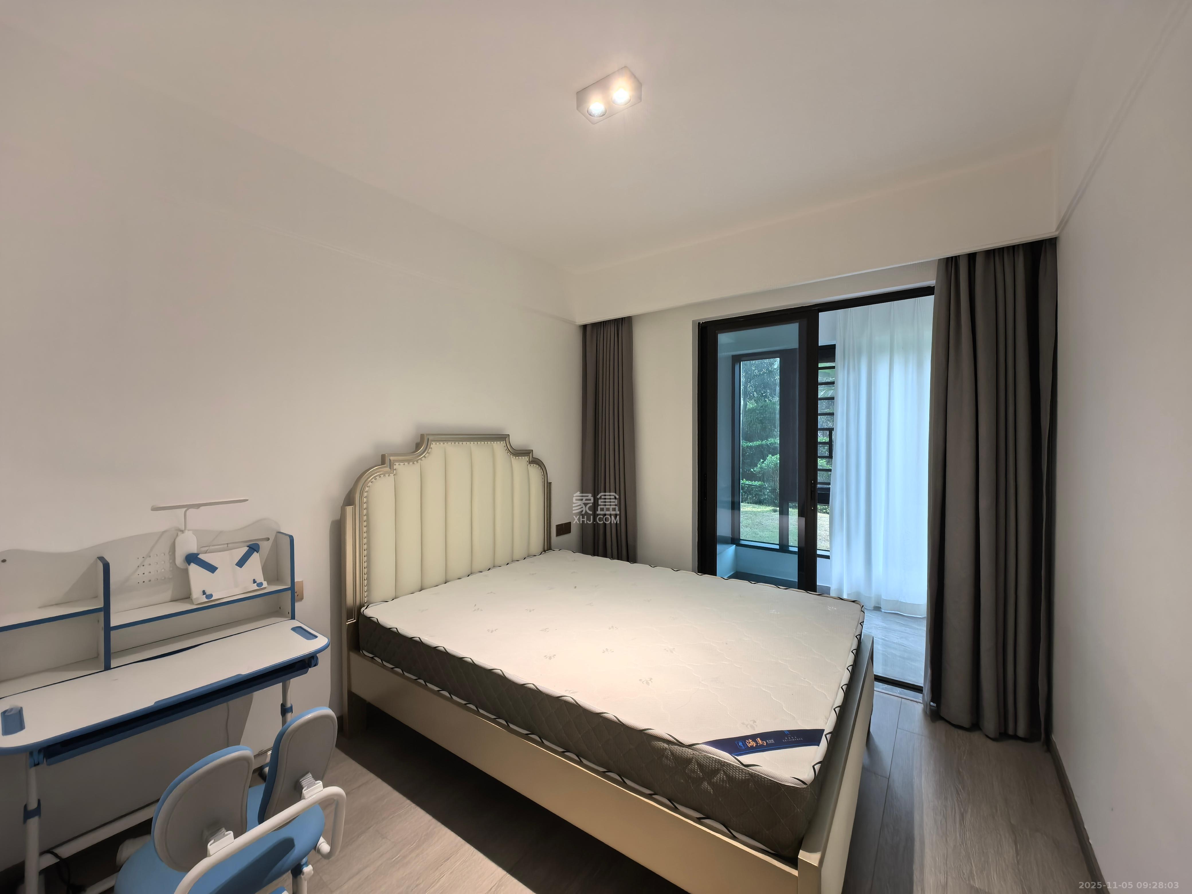 金茂建发泊悦 4室2厅2卫 4380.0元/月 金茂建发泊悦 4室2厅2卫 4380.0元/月室内图