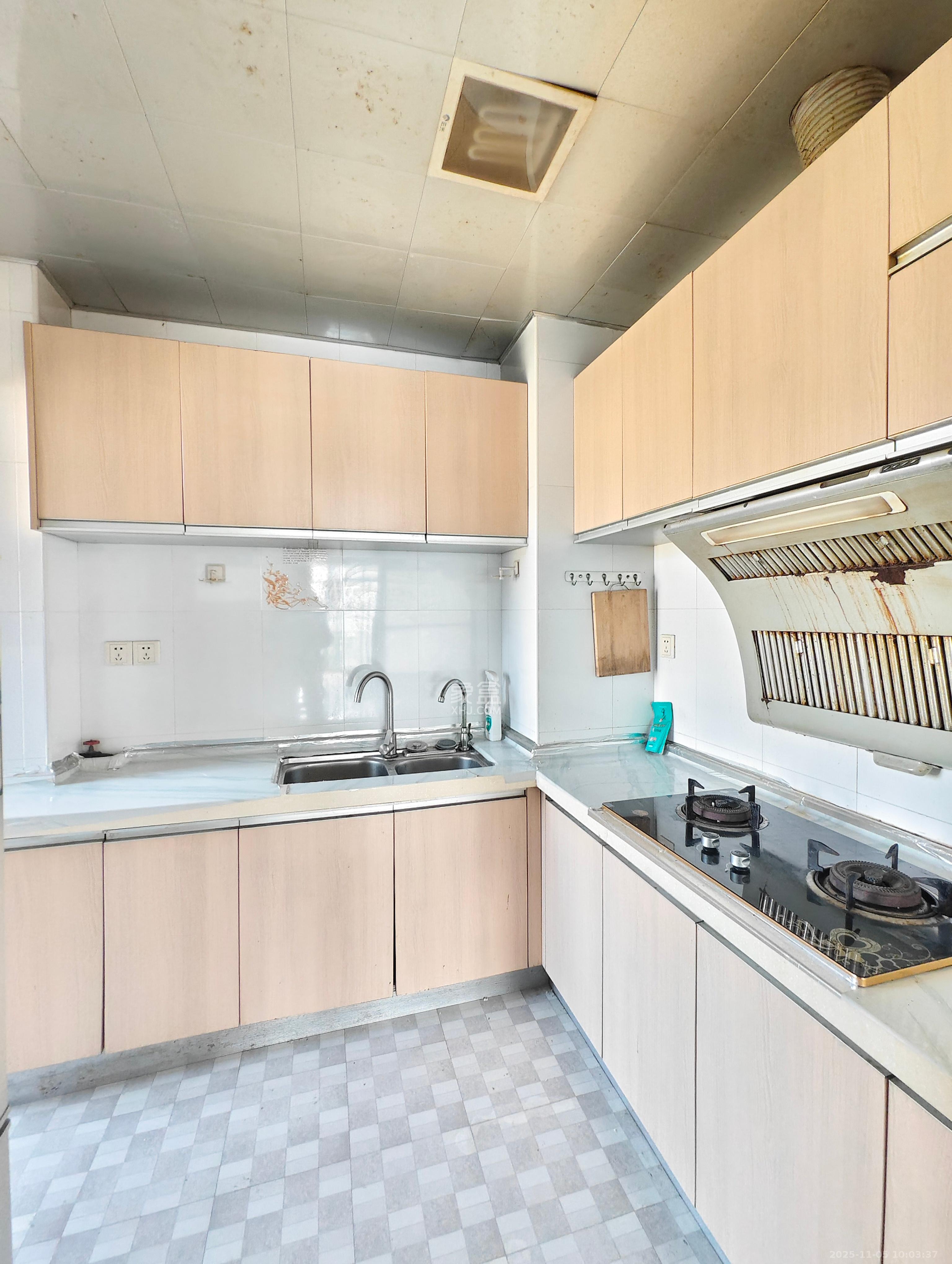 圆梦完美生活  2室2厅1卫    1600.0元/月室内图