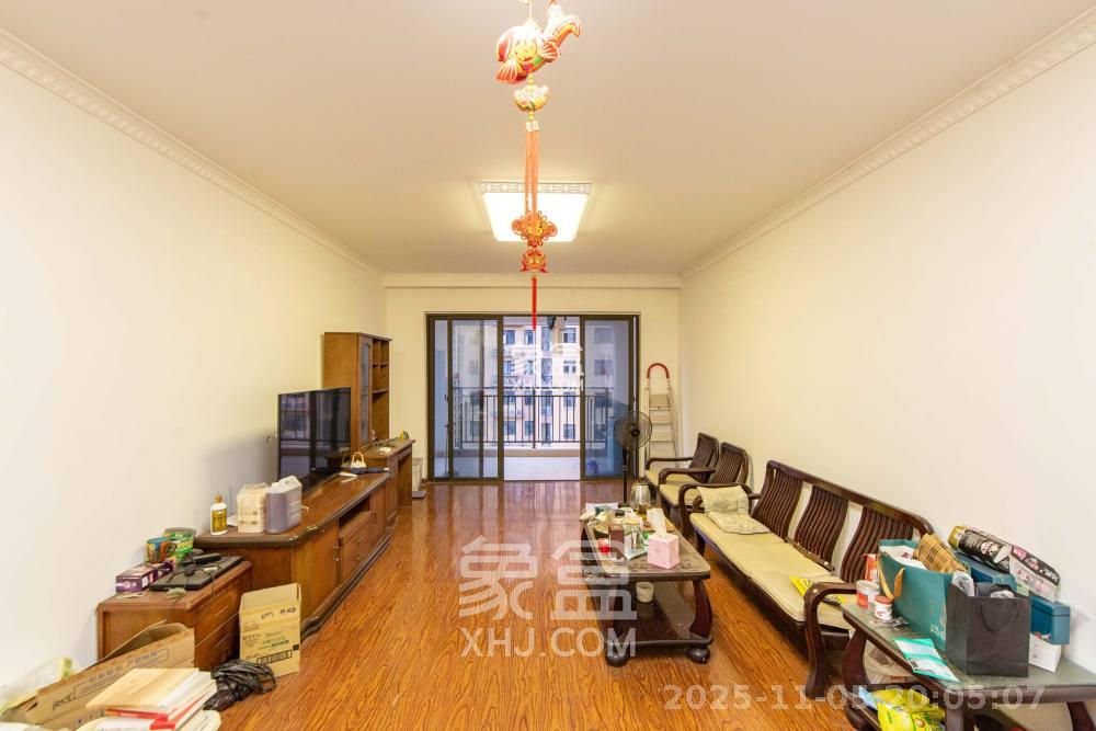 德润小区（丰升德润小区）  4室2厅2卫    2600.0元/月室内图