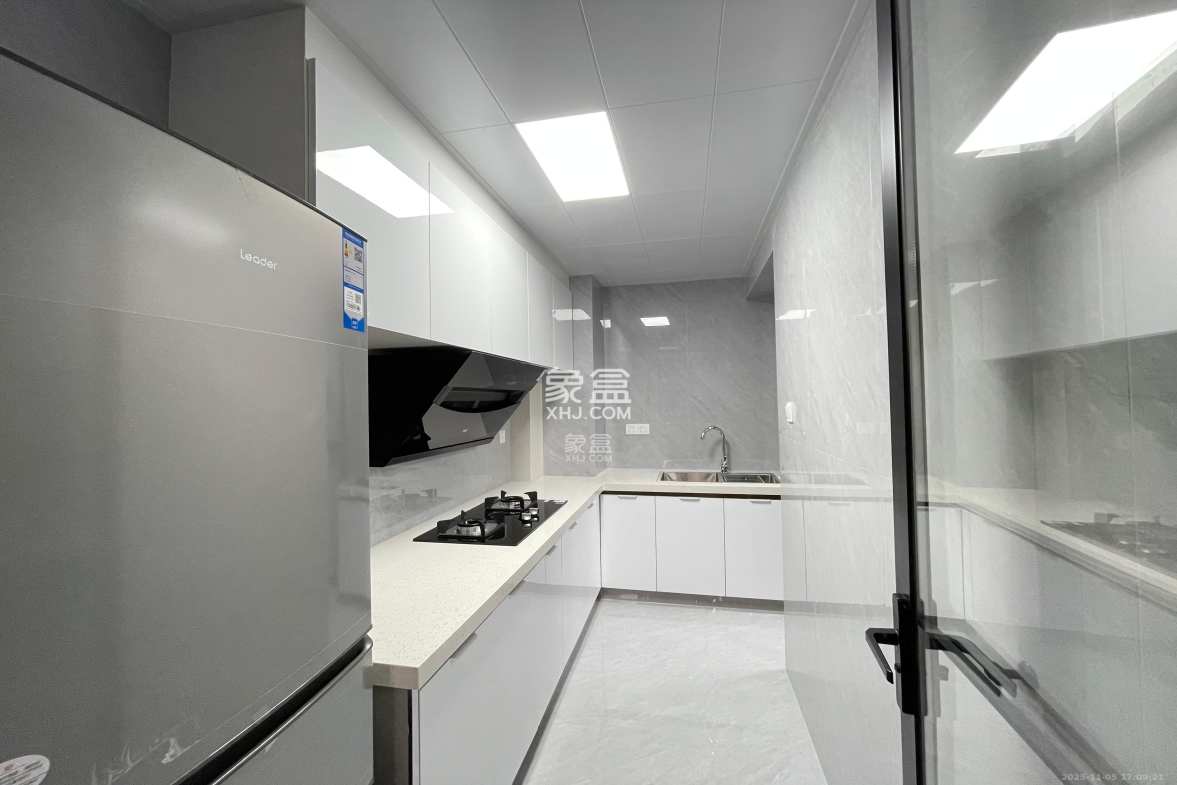 望远嘉苑 2室2厅1卫 2500.0元/月 望远嘉苑 2室2厅1卫 2500.0元/月室内图